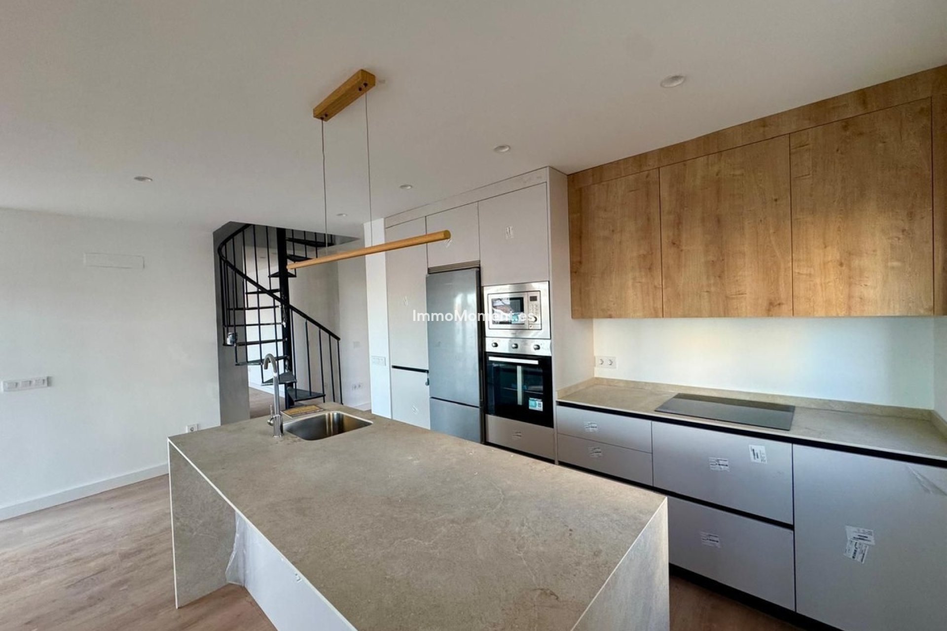 Resale - Apartment - Torremolinos