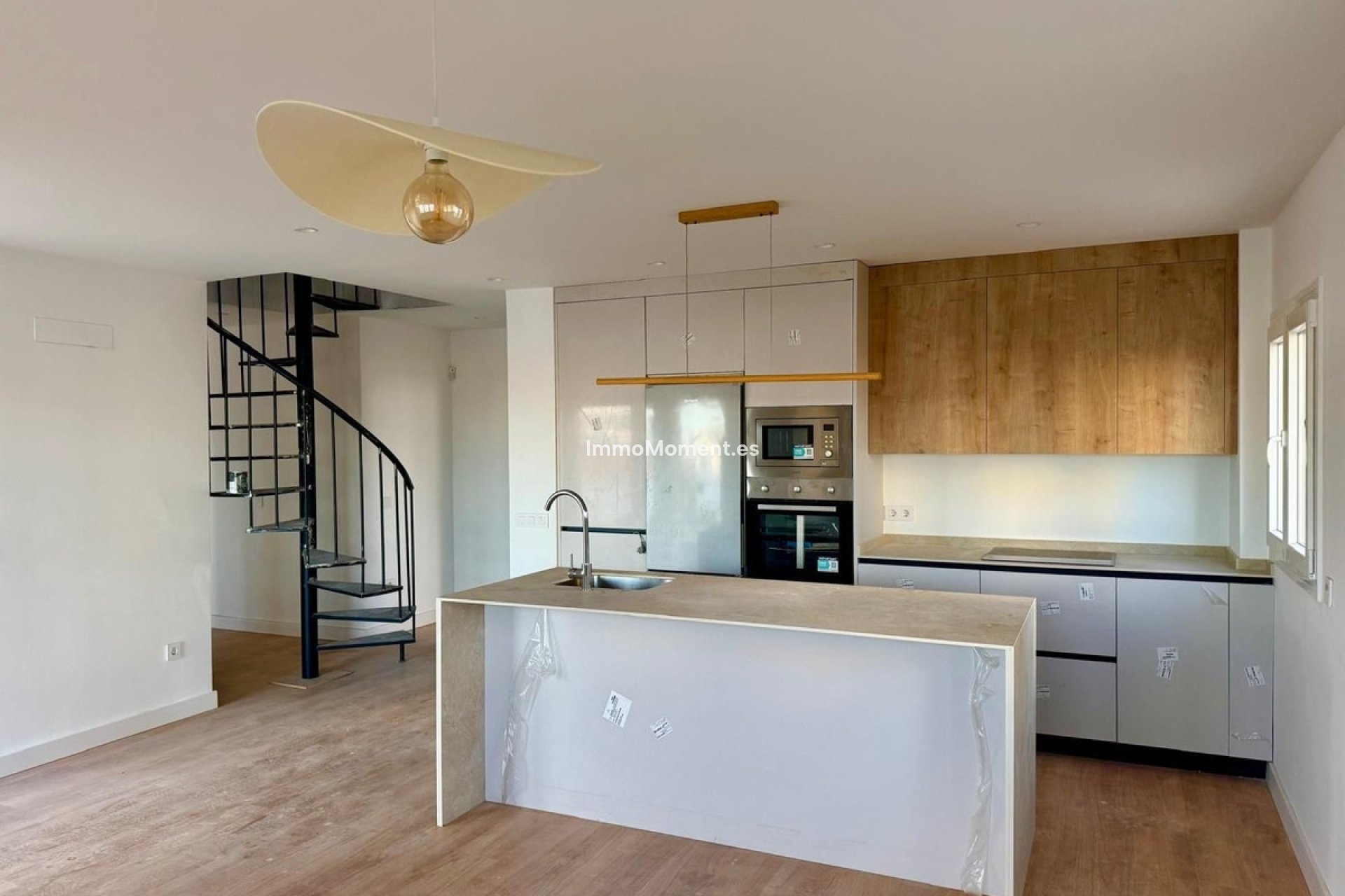 Resale - Apartment - Torremolinos