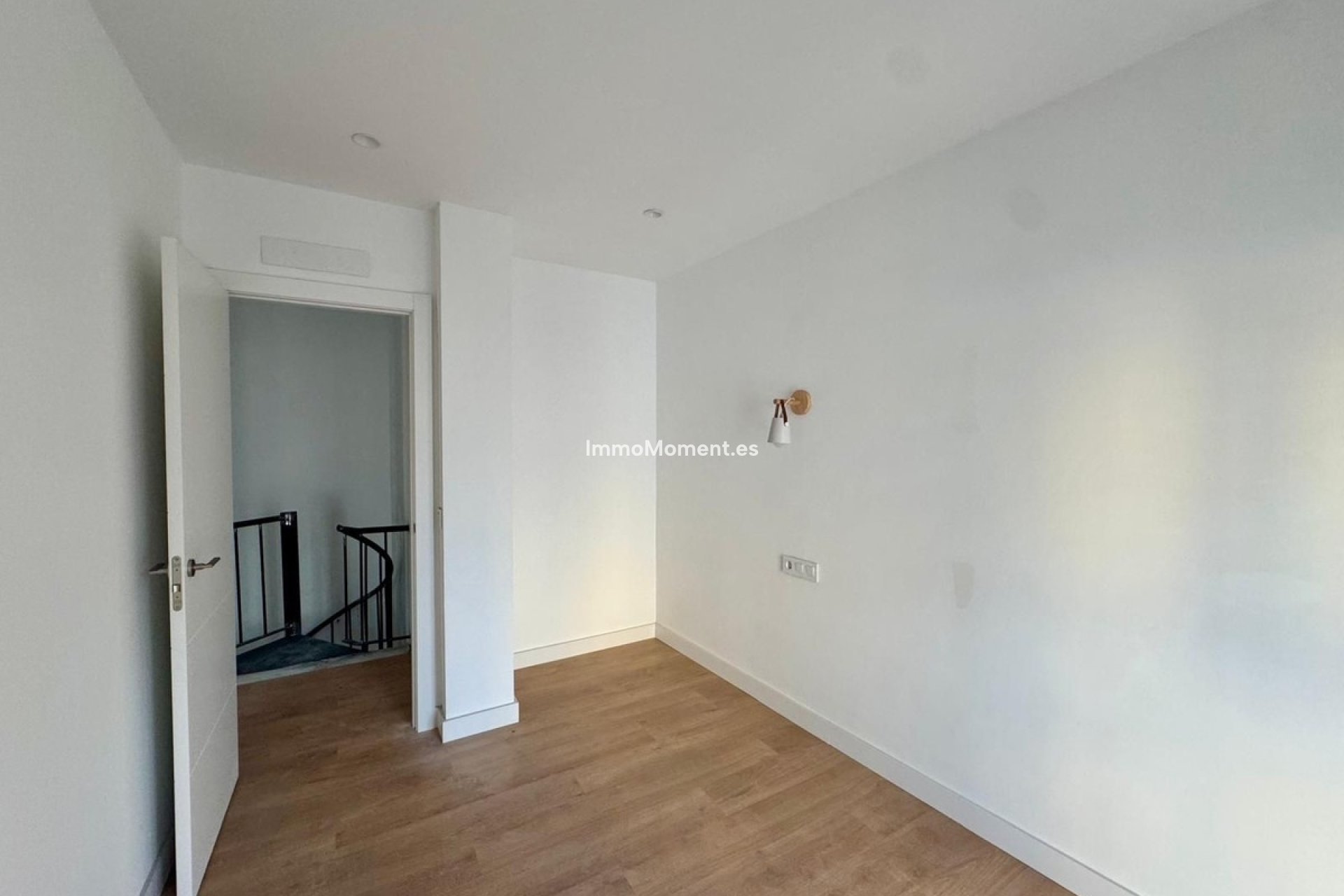 Resale - Apartment - Torremolinos