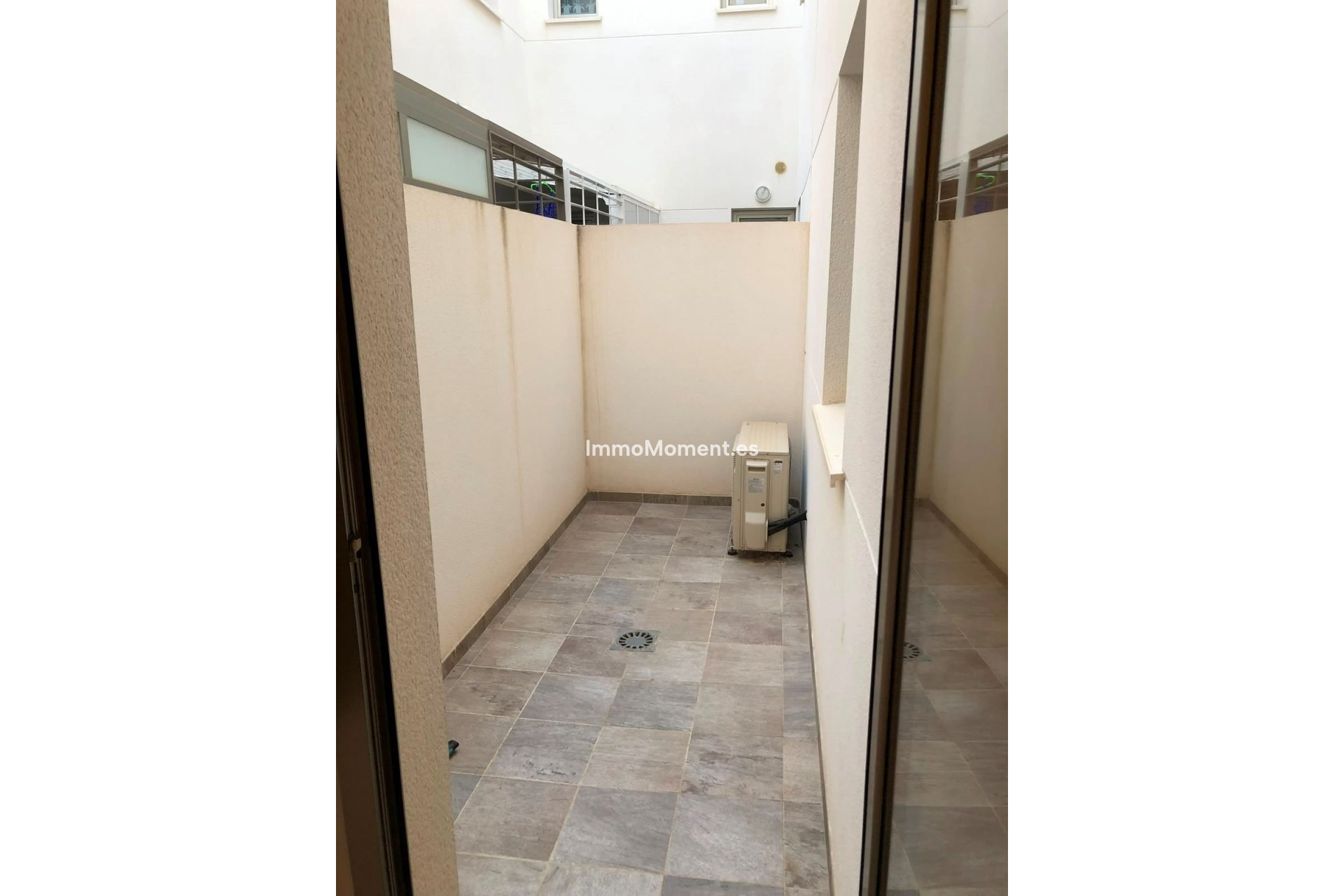 Resale - Apartment - Torrevieja - Aguas Nuevas