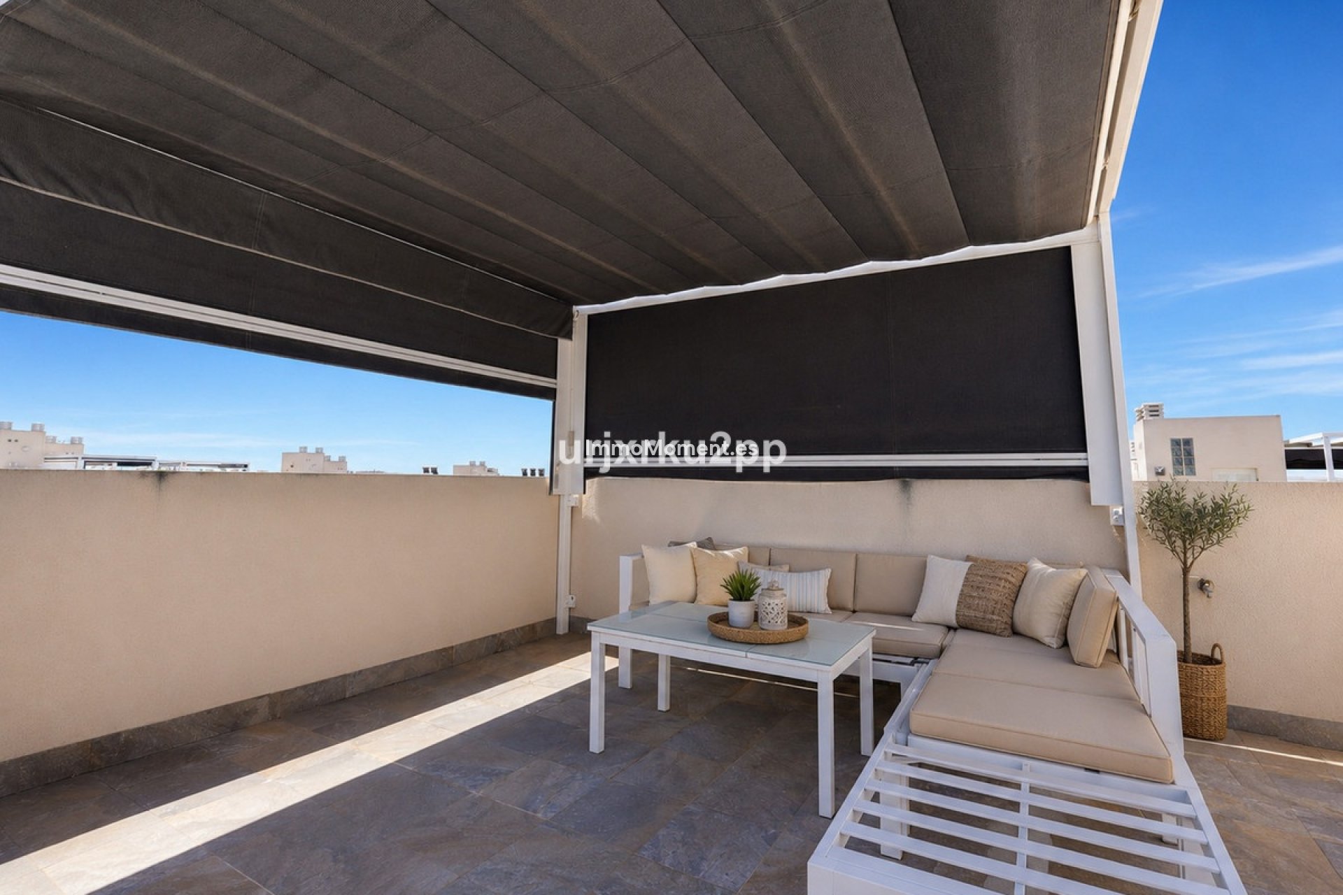 Resale - Apartment - Torrevieja - Aguas Nuevas