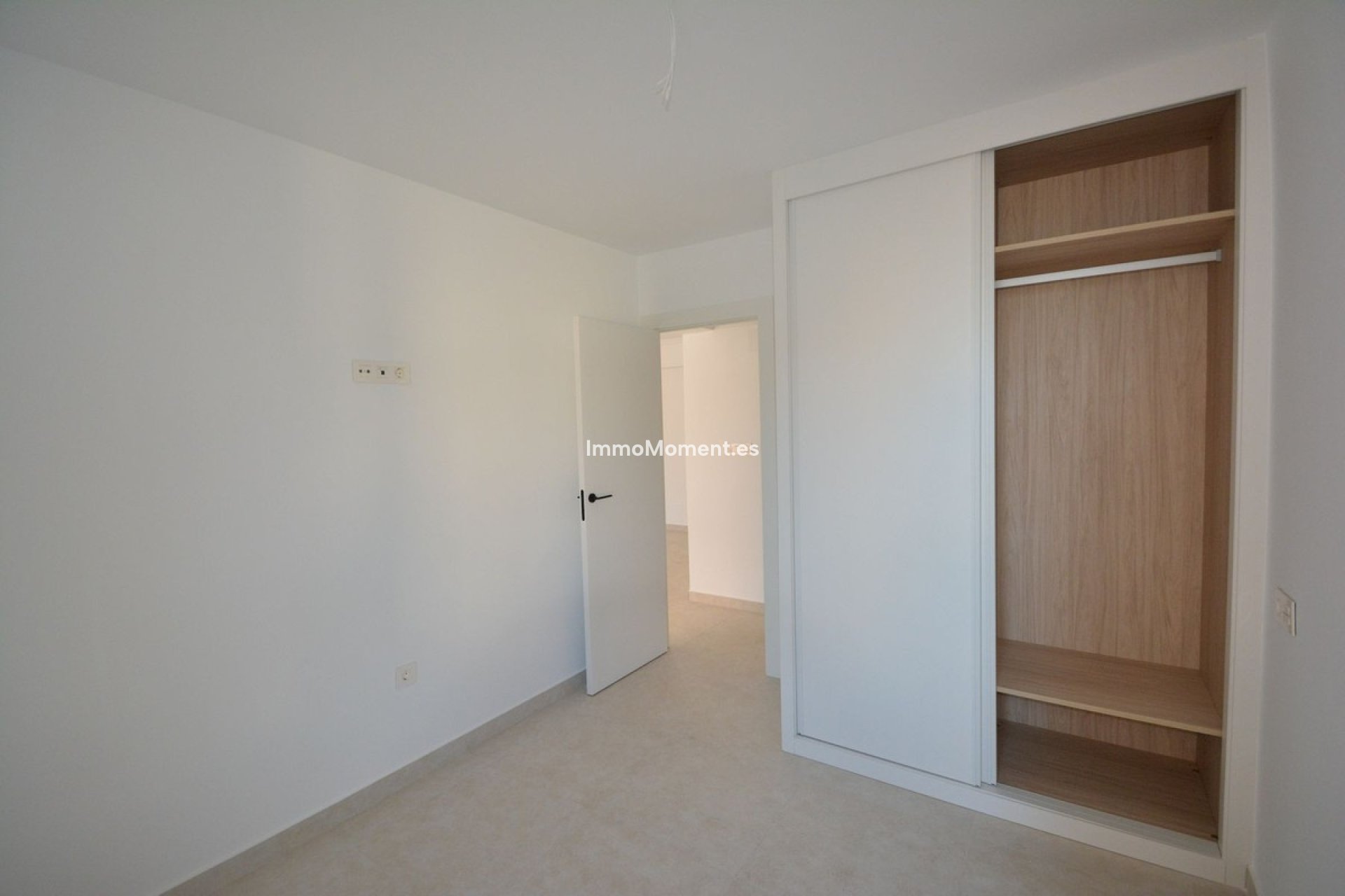 Resale - Apartment - Torrevieja - La Mata