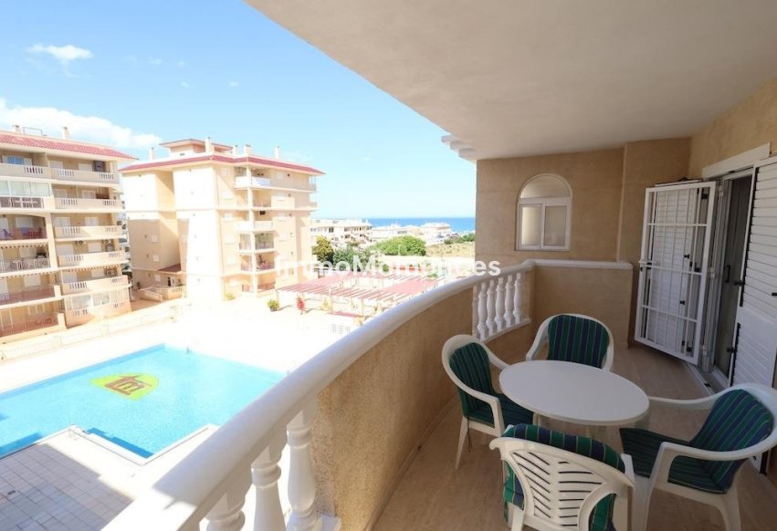 Resale - Apartment - Torrevieja - La Mata