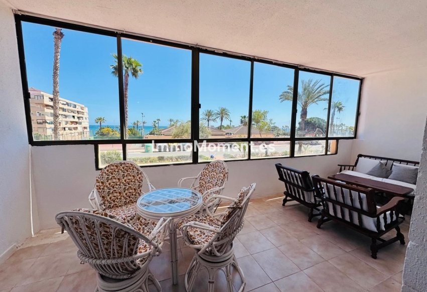 Resale - Apartment - Torrevieja - La Mata