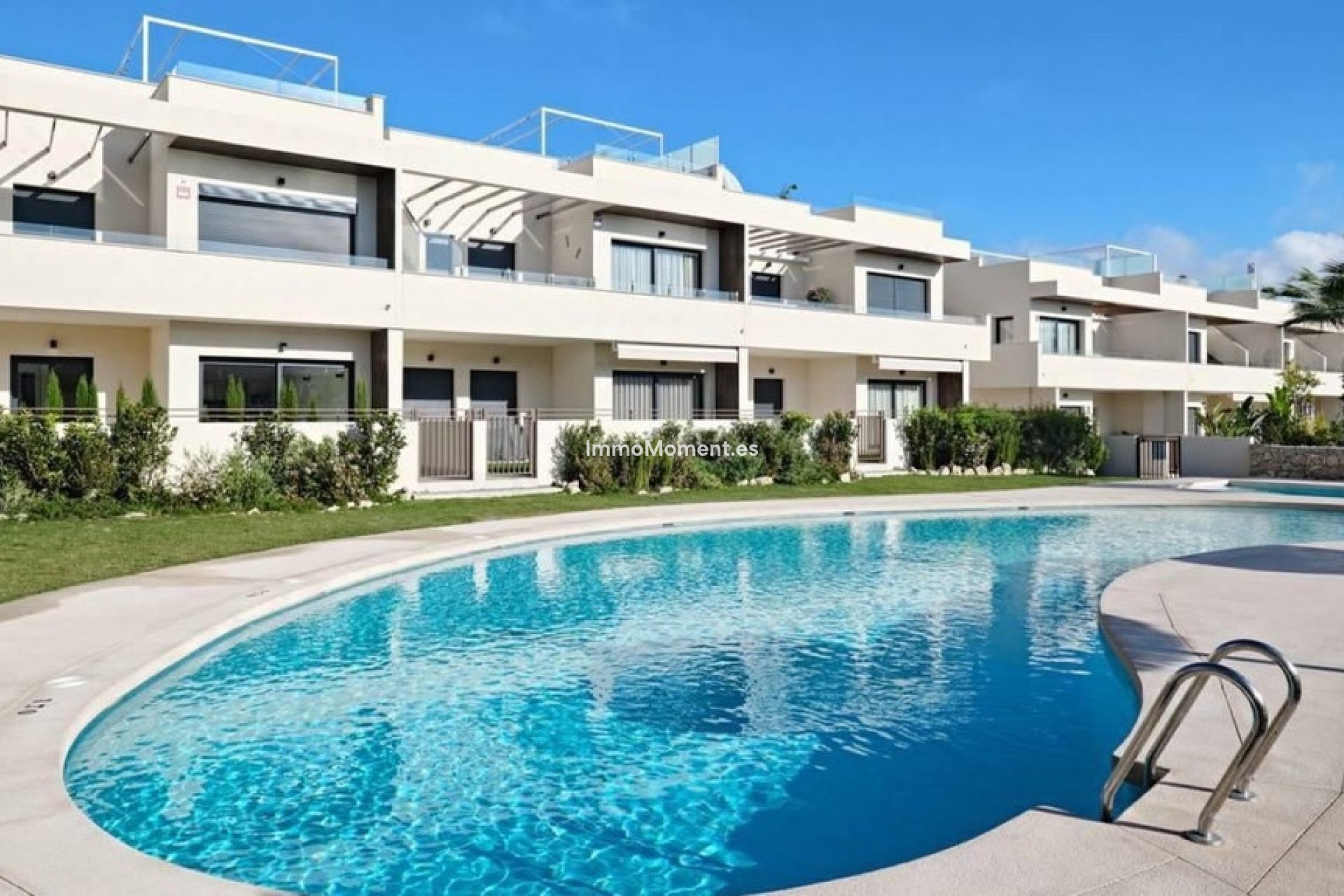 Resale - Apartment - Torrevieja - La Veleta