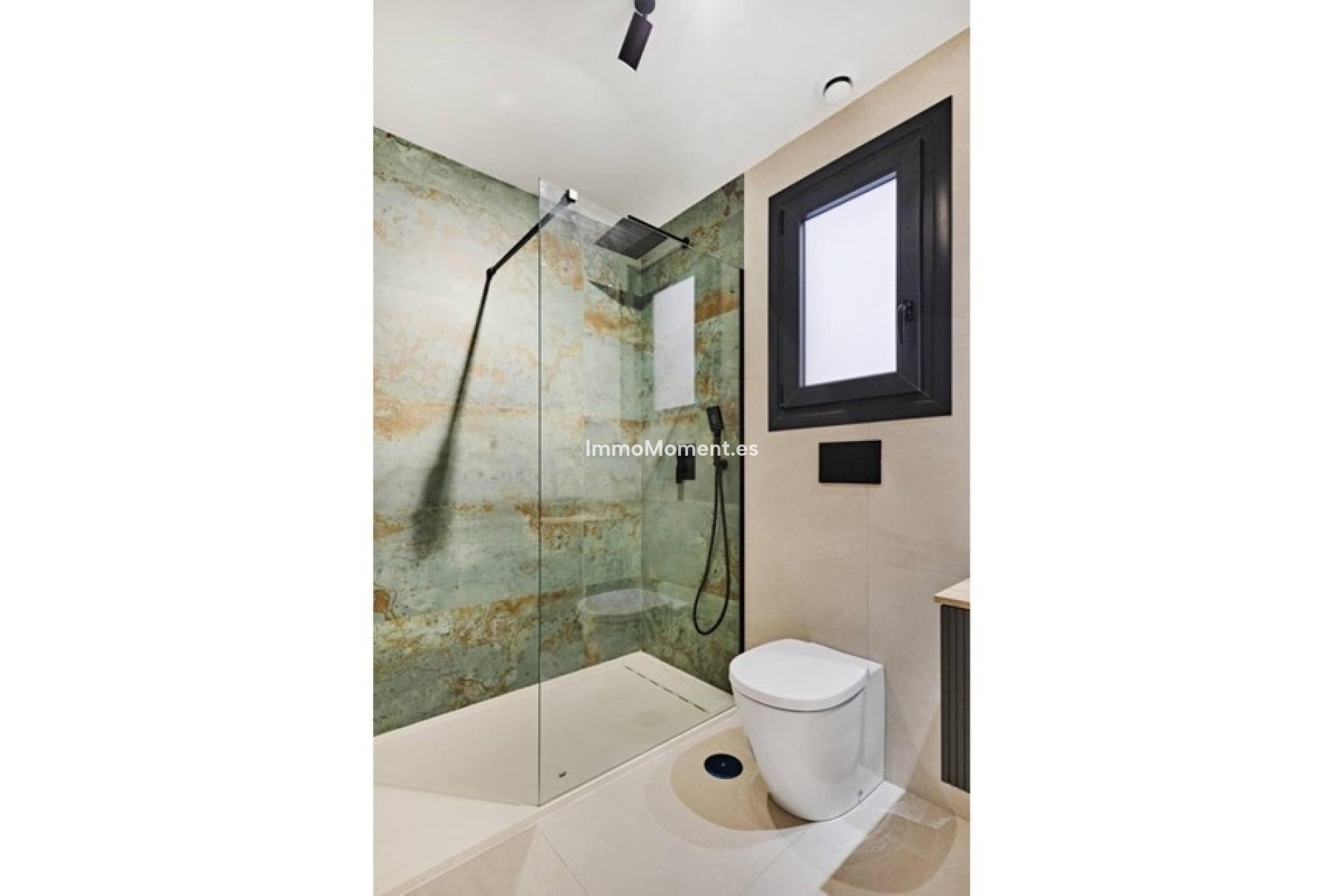 Resale - Apartment - Torrevieja - La Veleta