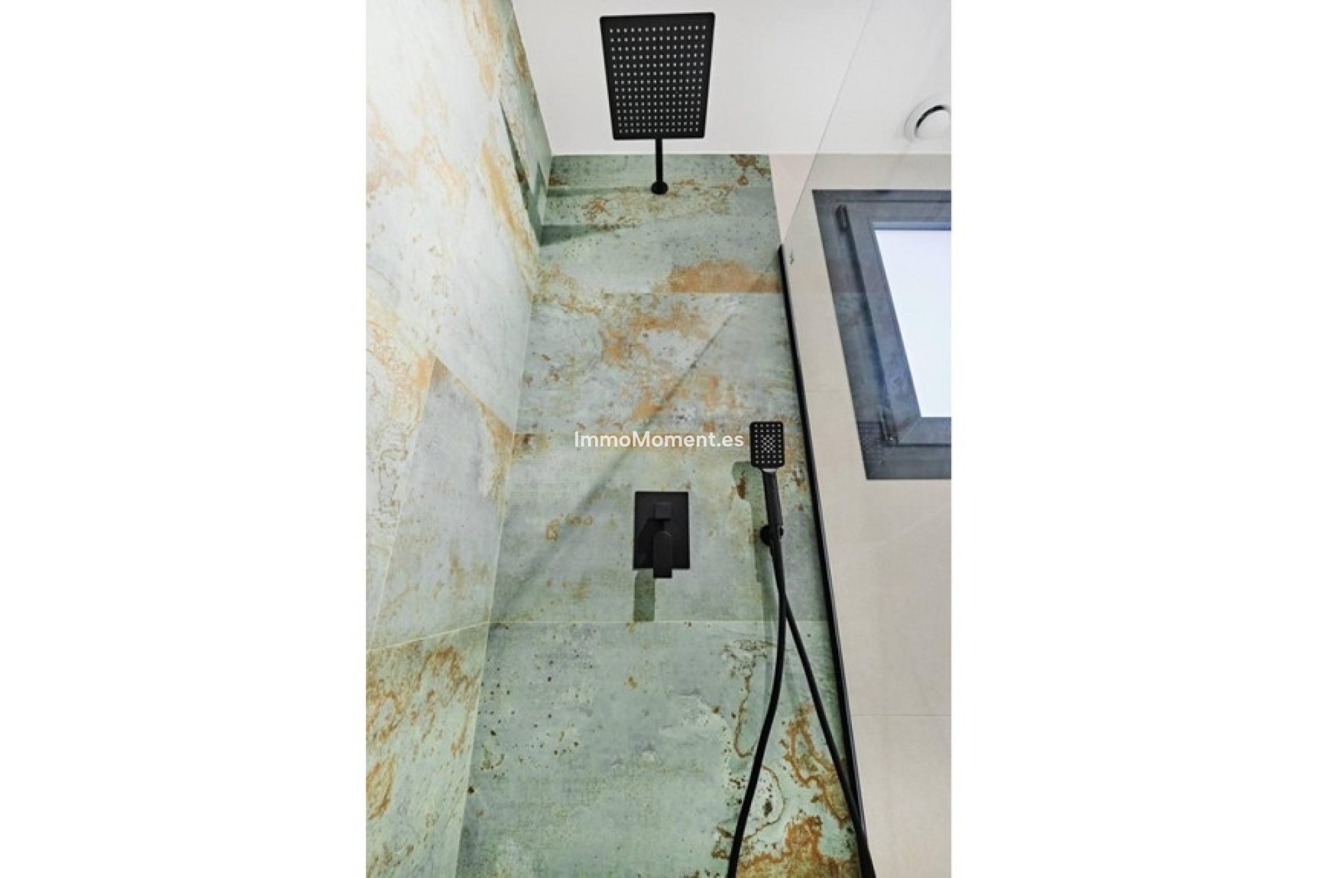 Resale - Apartment - Torrevieja - La Veleta