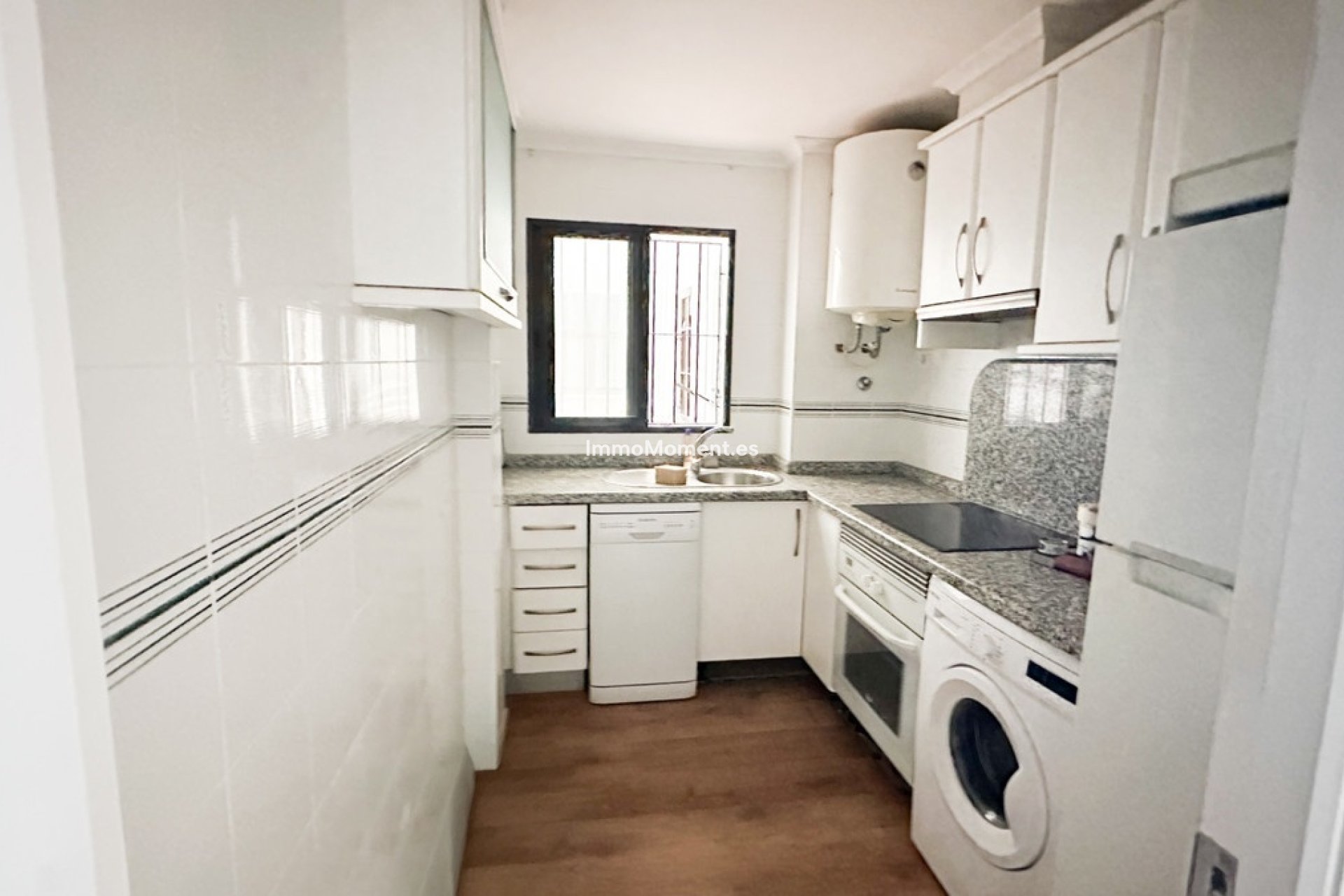 Resale - Apartment - Torrevieja - Playa de los Locos