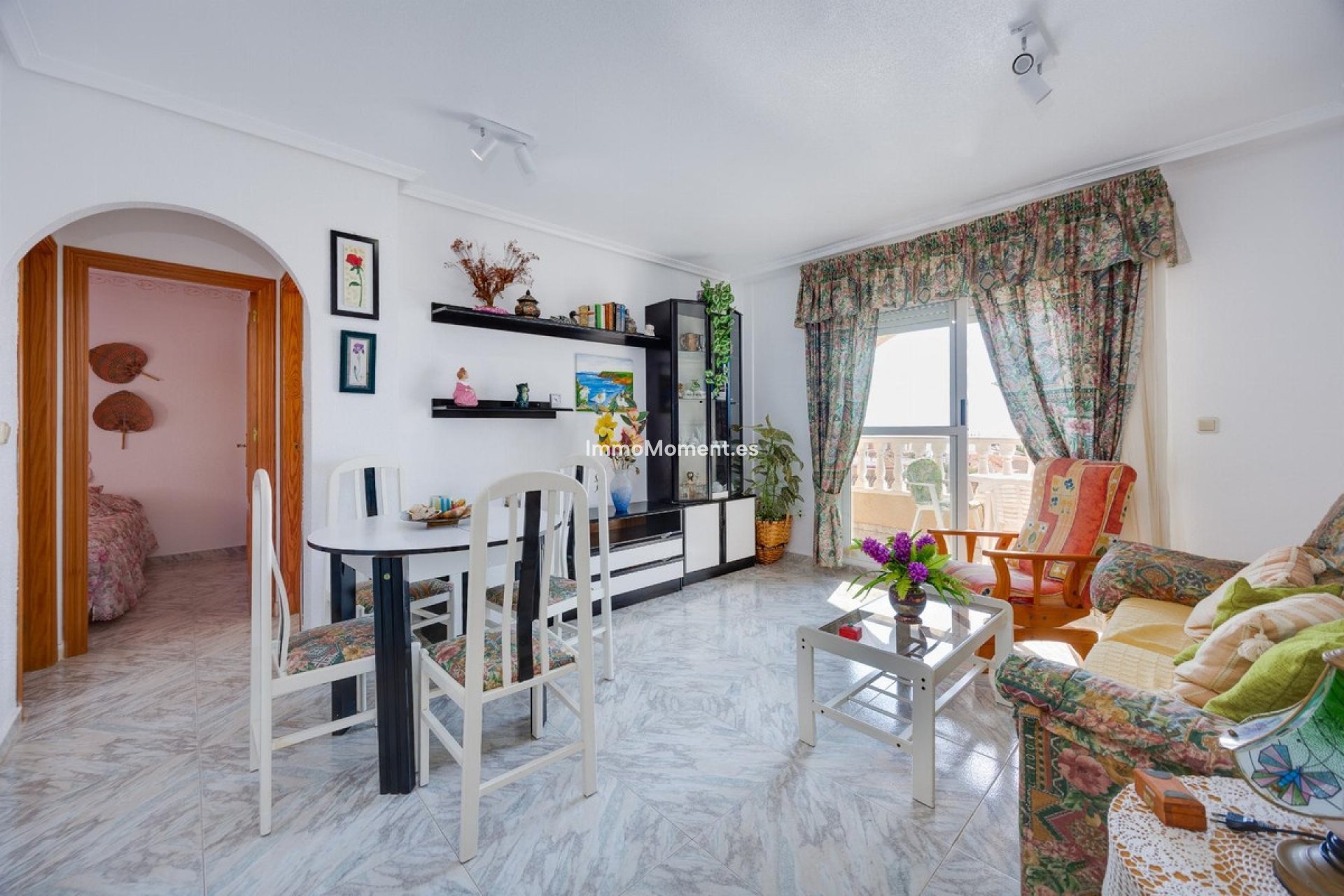Resale - Apartment - Torrevieja - Torrevieja Centro