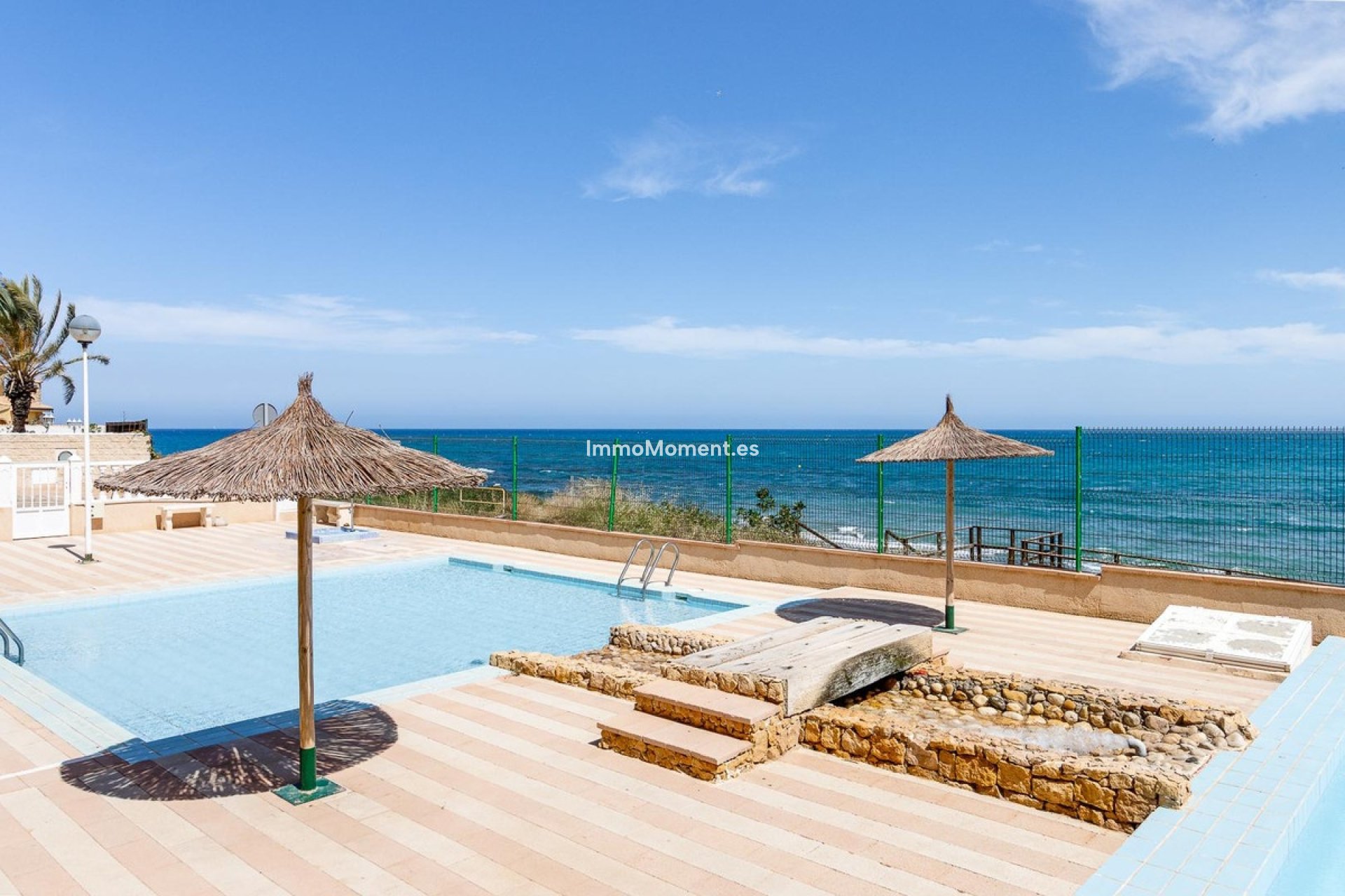 Resale - Apartment - Torrevieja - Torrevieja Centro