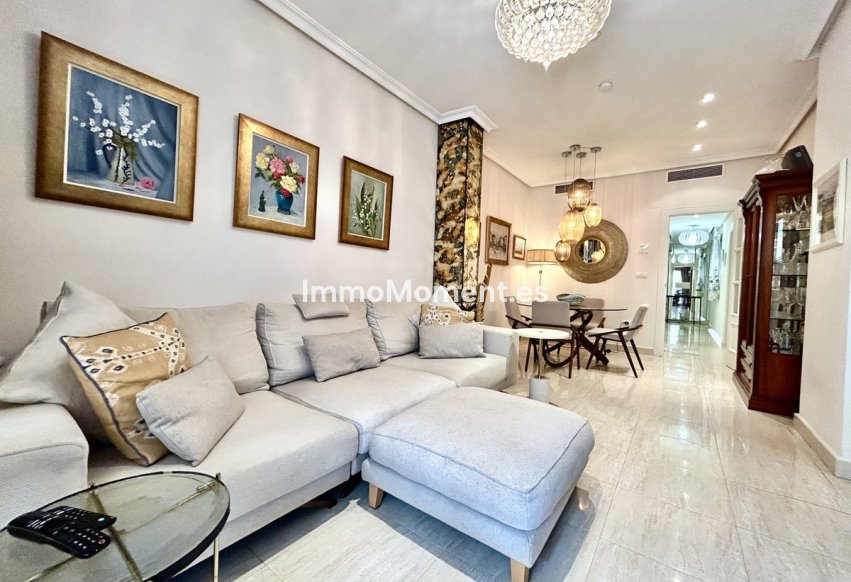 Resale - Apartment - Torrevieja - Torrevieja Centro