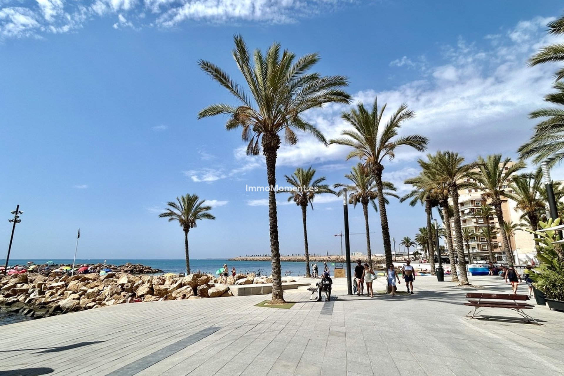Resale - Apartment - Torrevieja - Torrevieja Centro