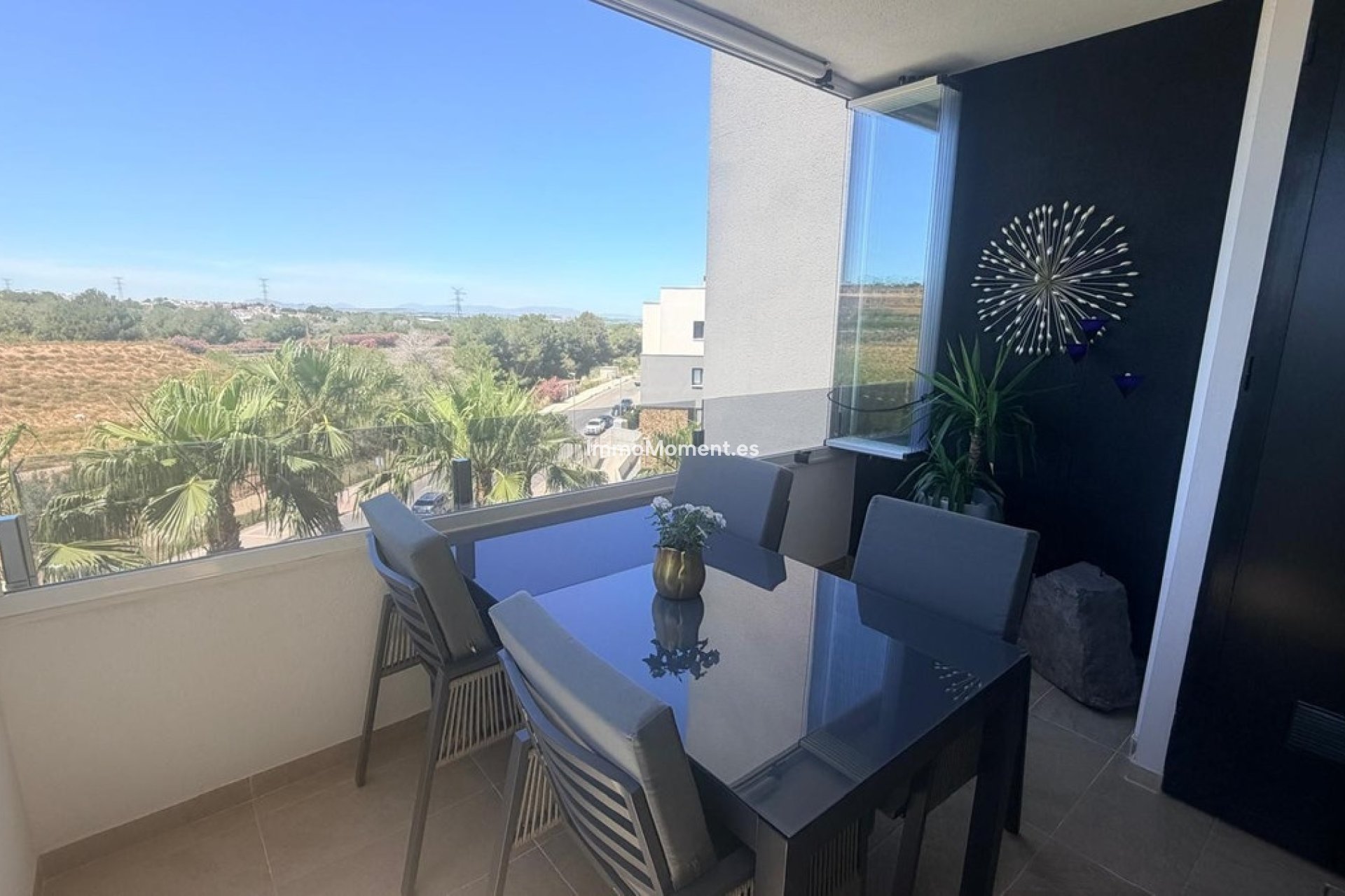 Resale - Apartment - Torrevieja - Torrevieja Centro