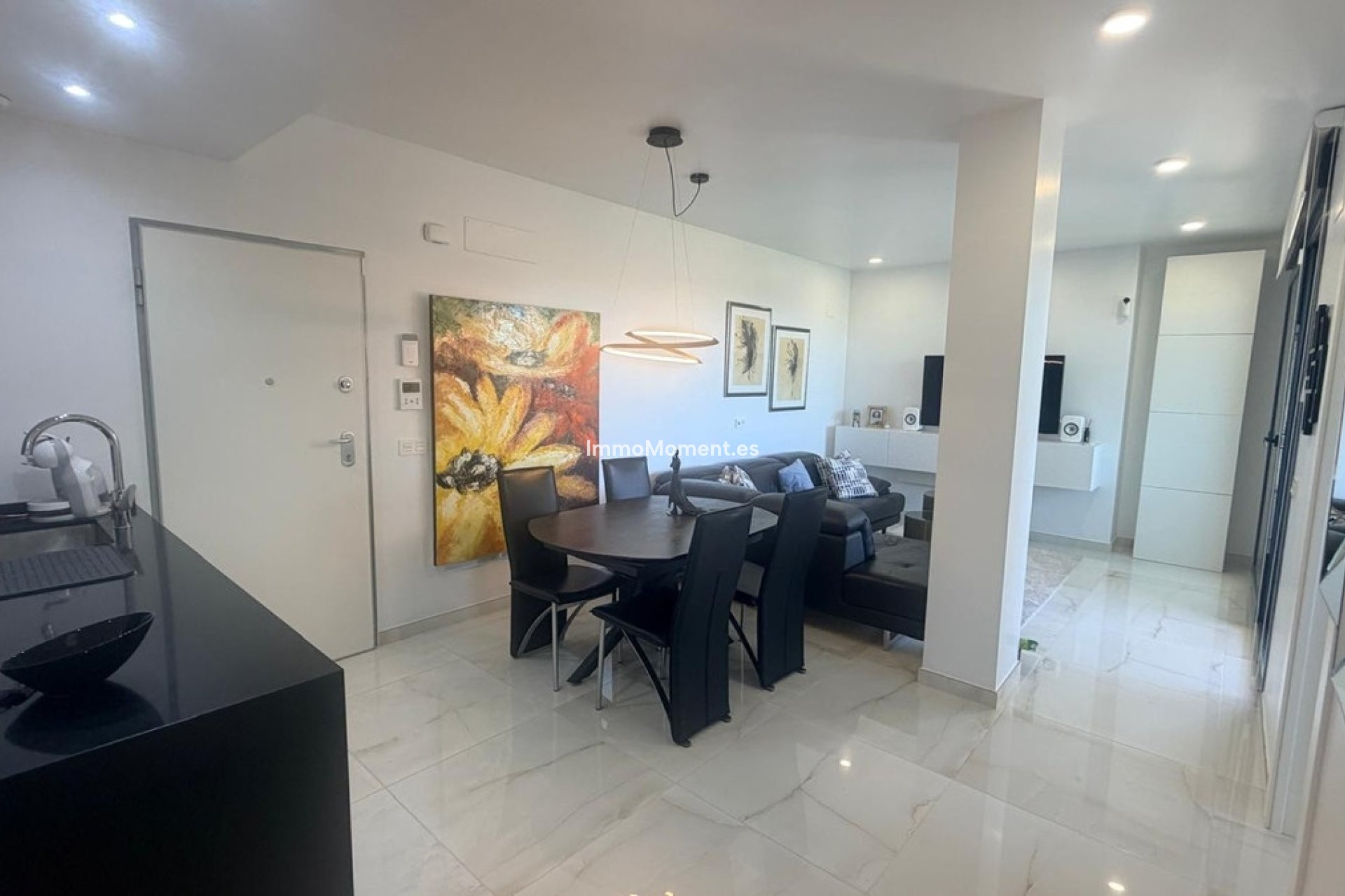 Resale - Apartment - Torrevieja - Torrevieja Centro