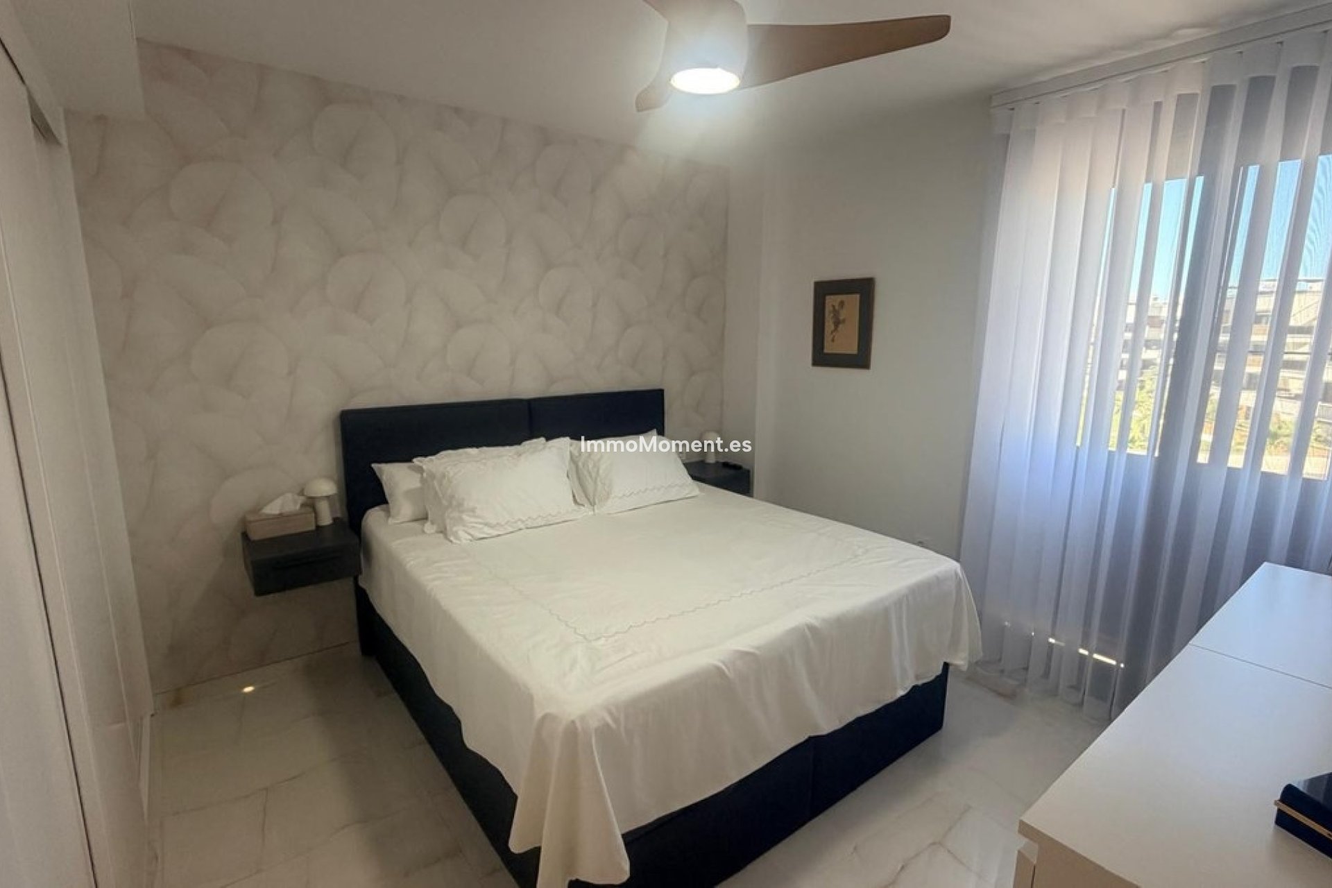Resale - Apartment - Torrevieja - Torrevieja Centro