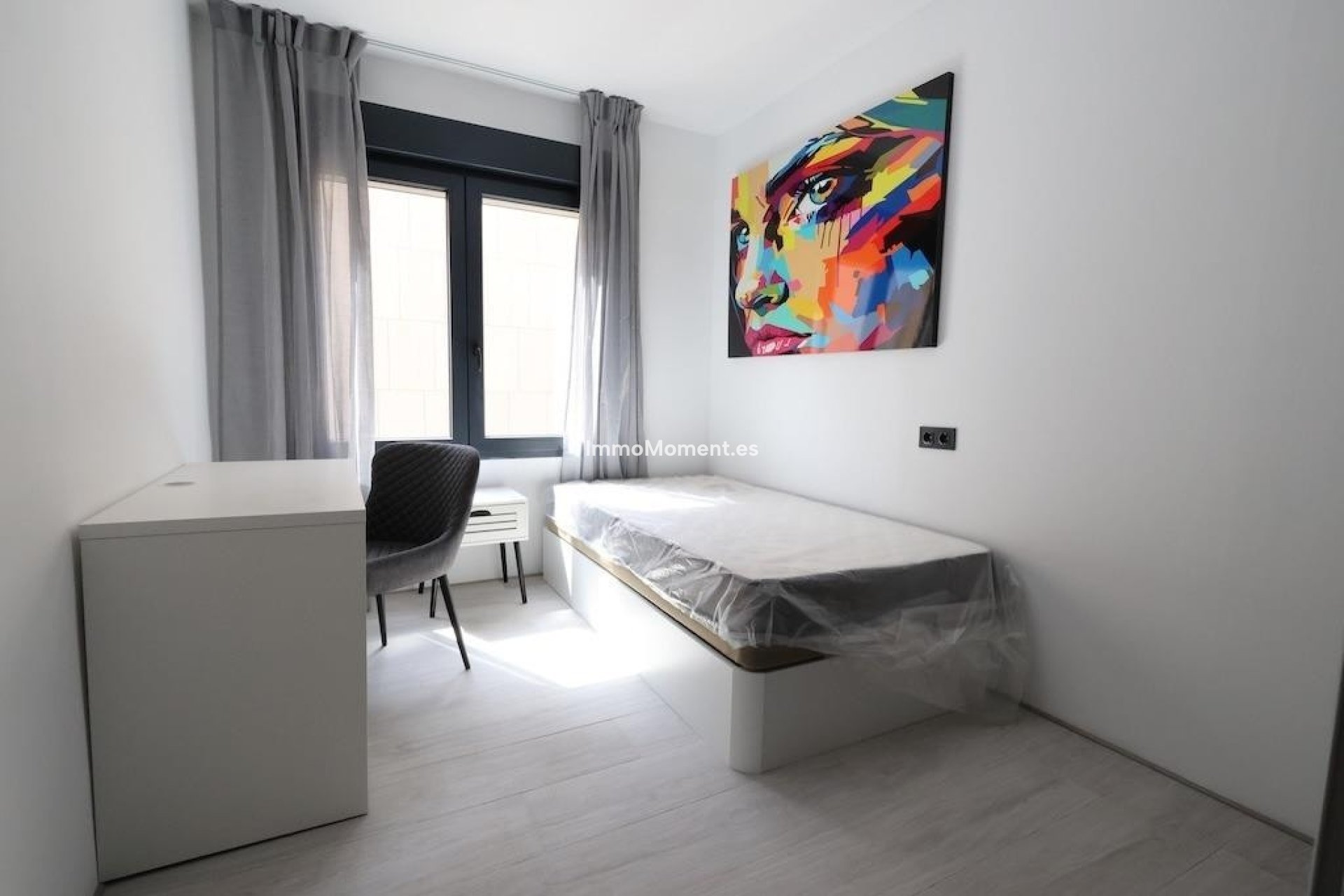 Resale - Apartment - Torrevieja - Torrevieja Centro
