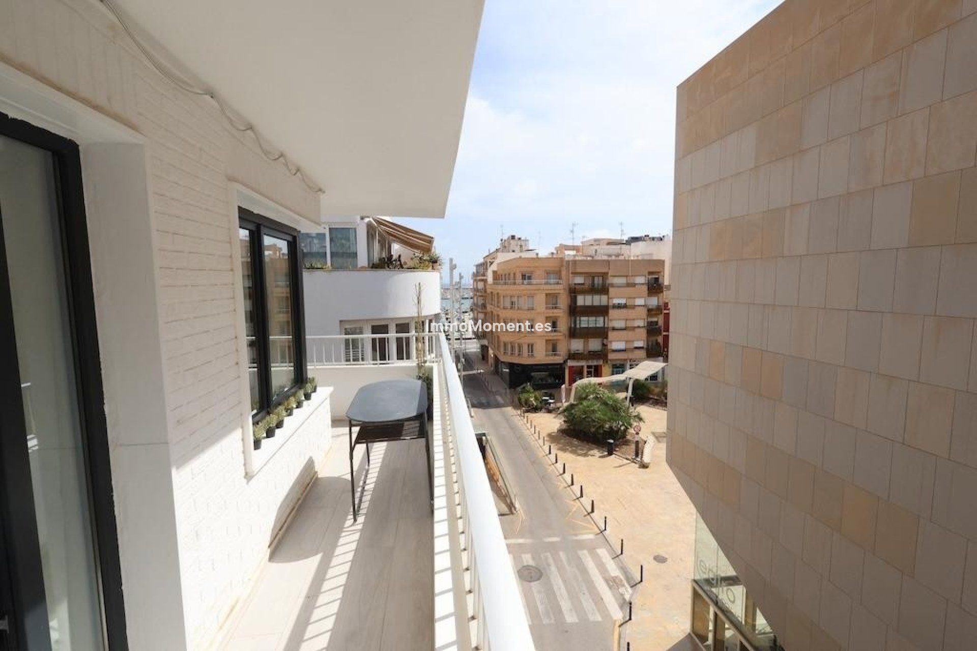 Resale - Apartment - Torrevieja - Torrevieja Centro