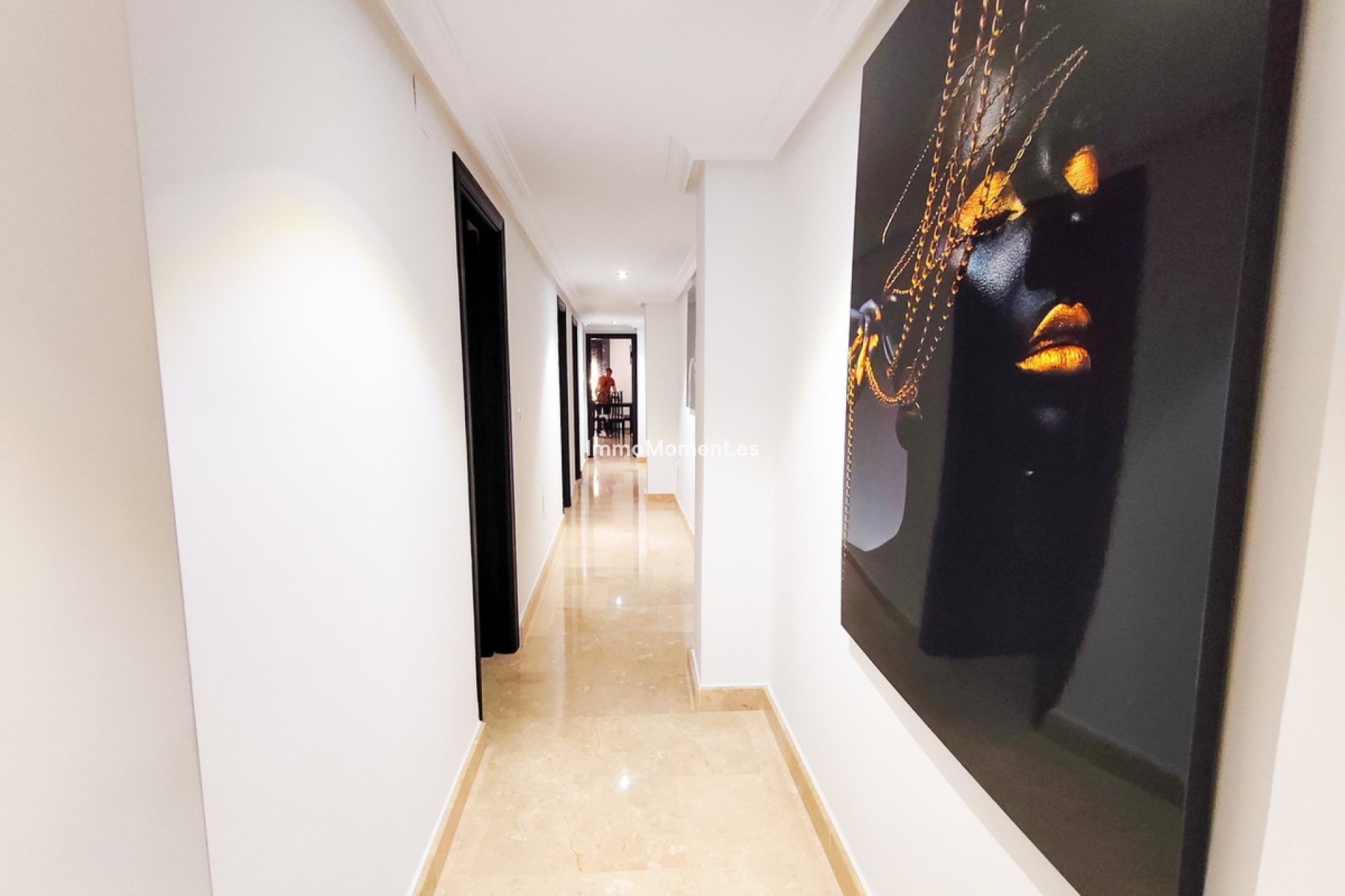 Resale - Apartment - Torrevieja - Torrevieja Centro