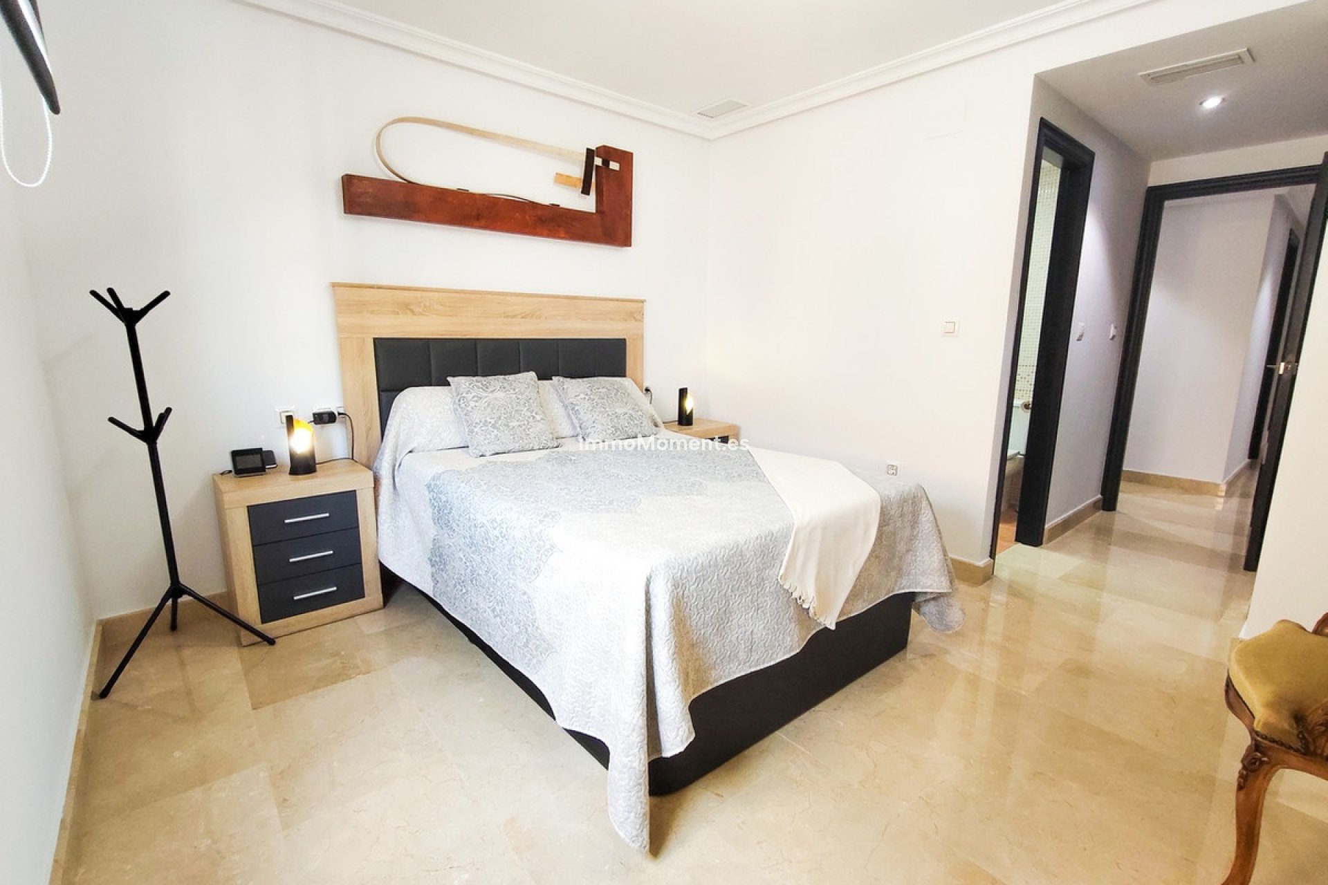 Resale - Apartment - Torrevieja - Torrevieja Centro