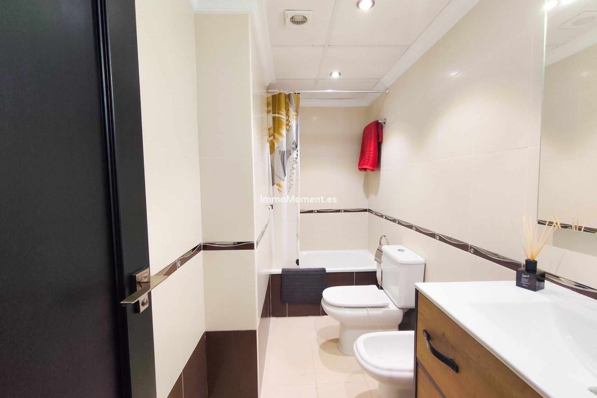 Resale - Apartment - Torrevieja - Torrevieja Centro