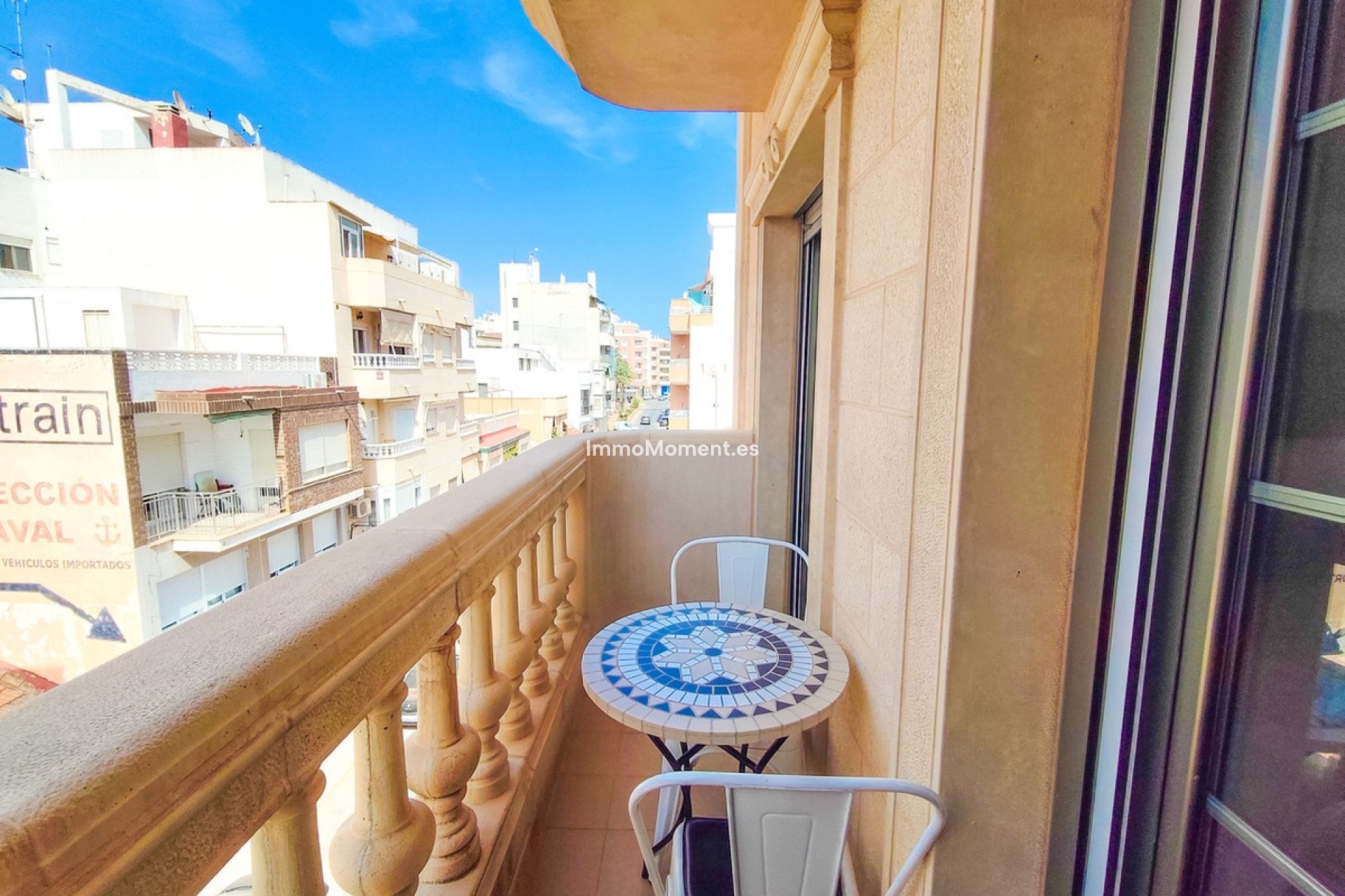 Resale - Apartment - Torrevieja - Torrevieja Centro