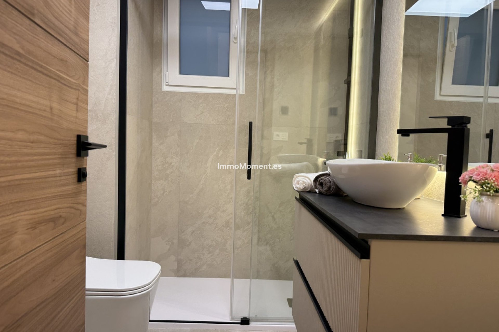 Resale - Apartment - Torrevieja - Torrevieja Centro