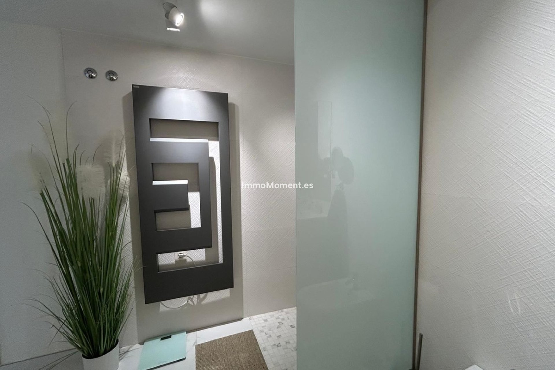 Resale - Apartment - Torrevieja - Torrevieja Centro