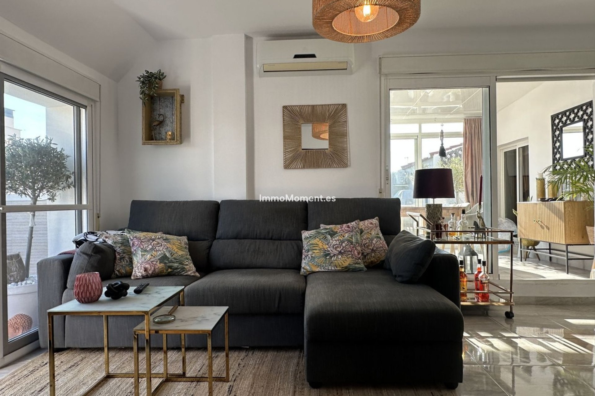 Resale - Apartment - Torrevieja - Torrevieja Centro