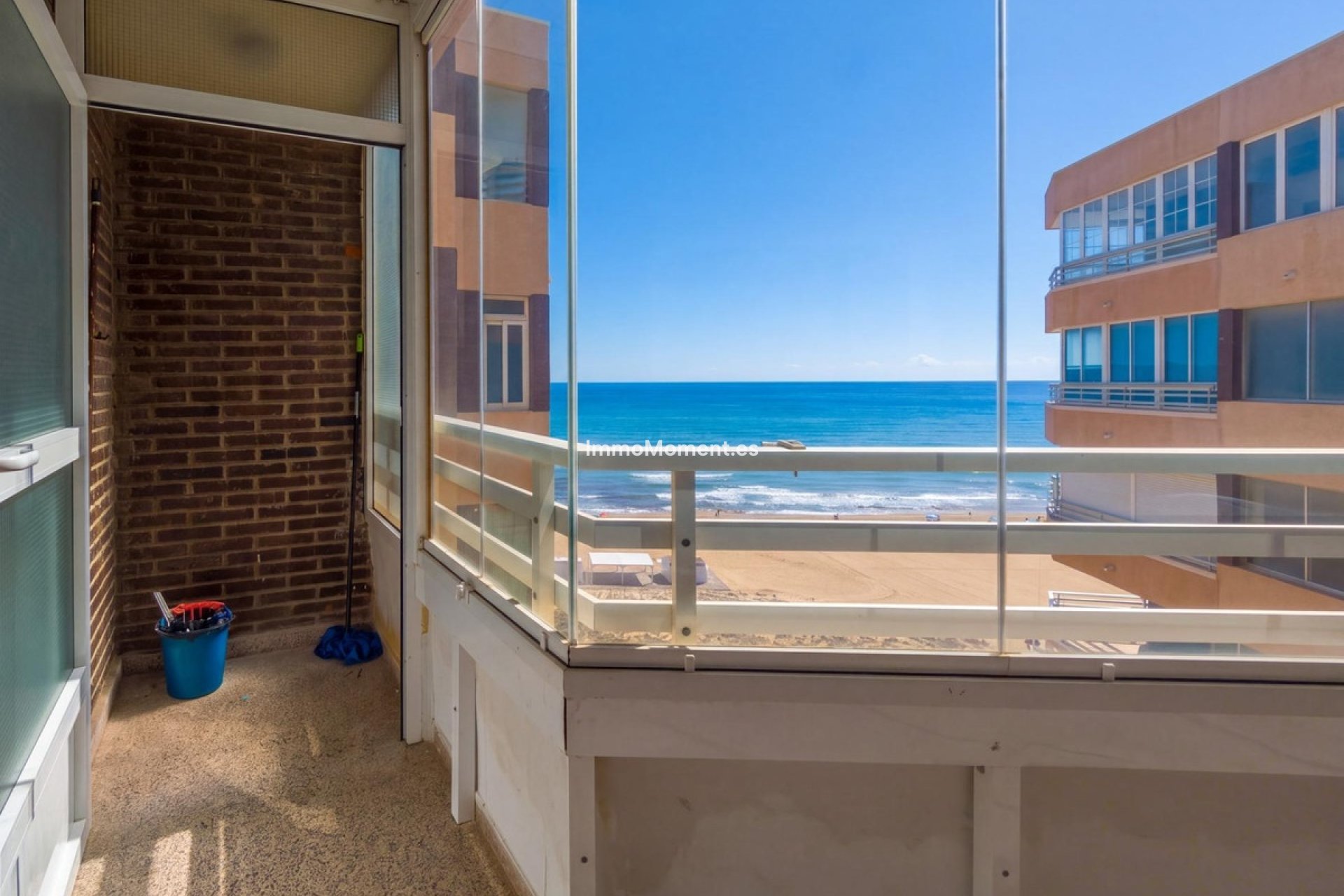 Resale - Apartment - Torrevieja - Torrevieja Centro