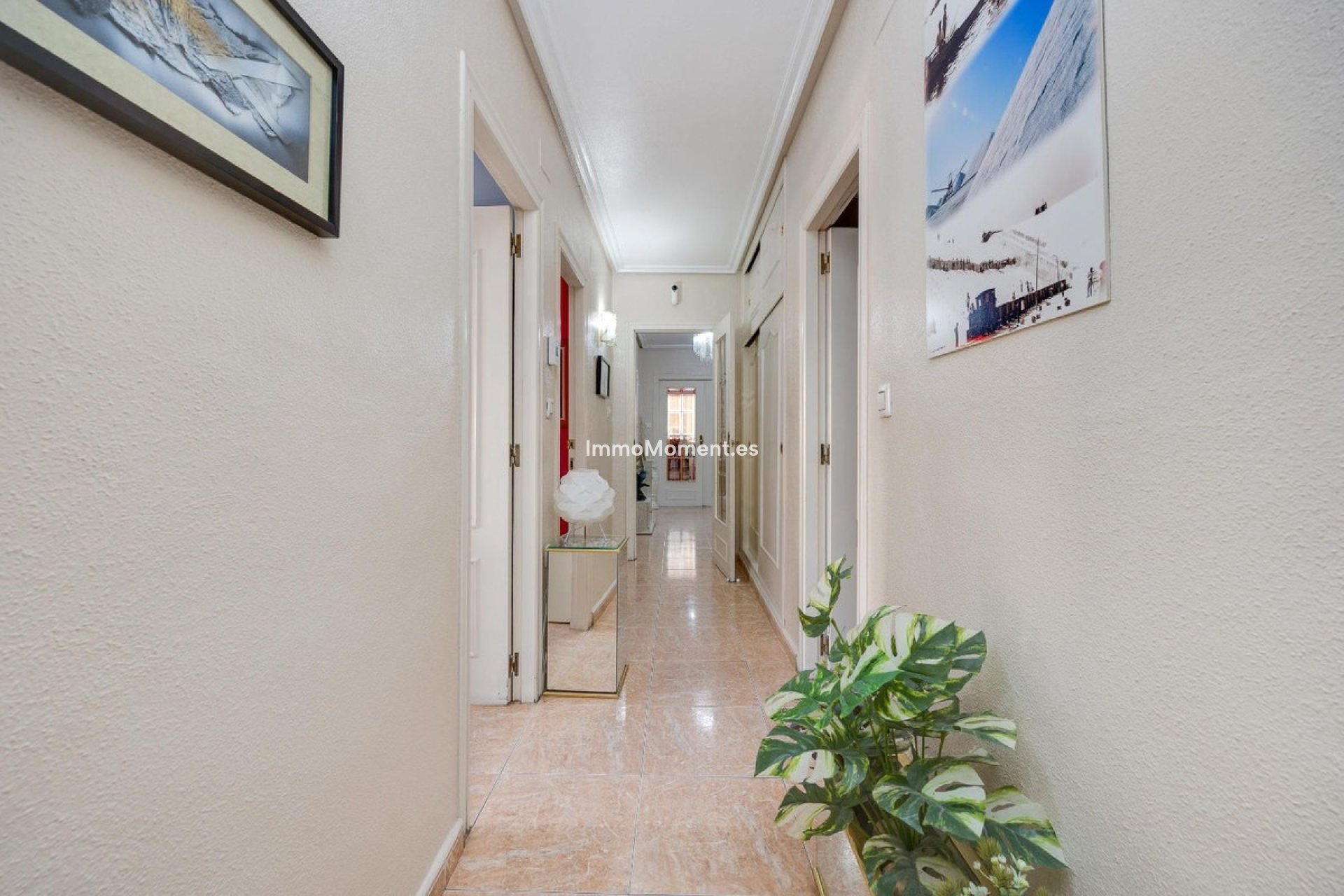 Resale - Apartment - Torrevieja - Torrevieja Centro