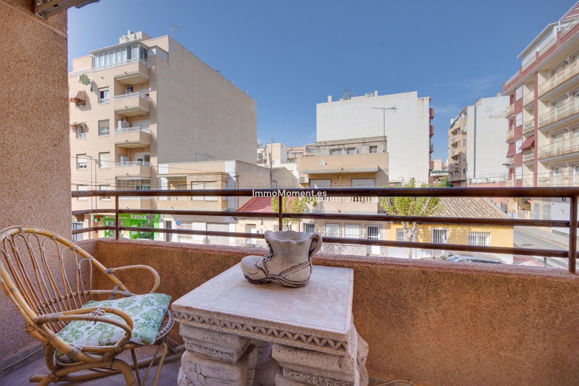 Resale - Apartment - Torrevieja - Torrevieja Centro