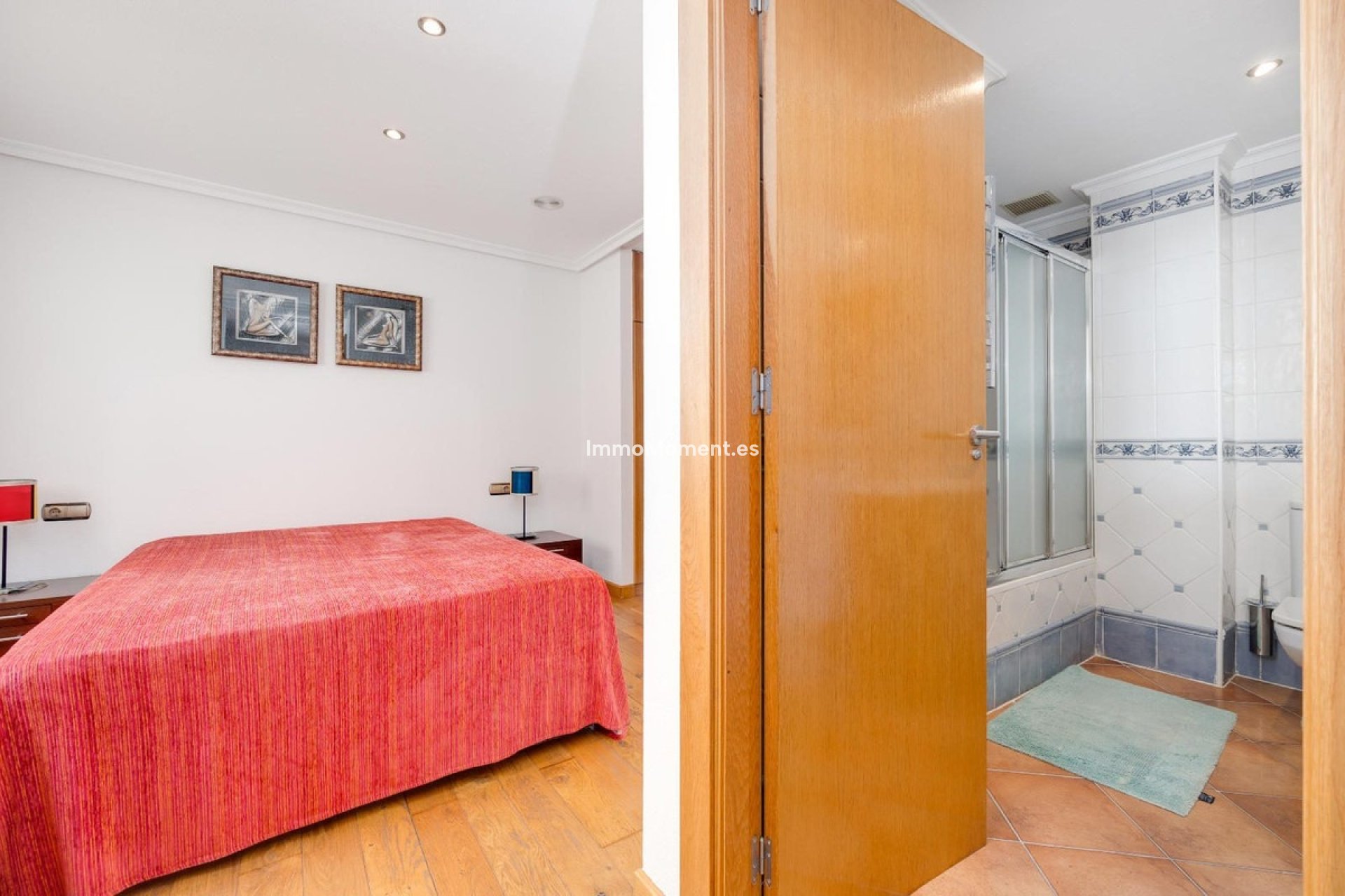 Resale - Apartment - Torrevieja - Torrevieja Centro