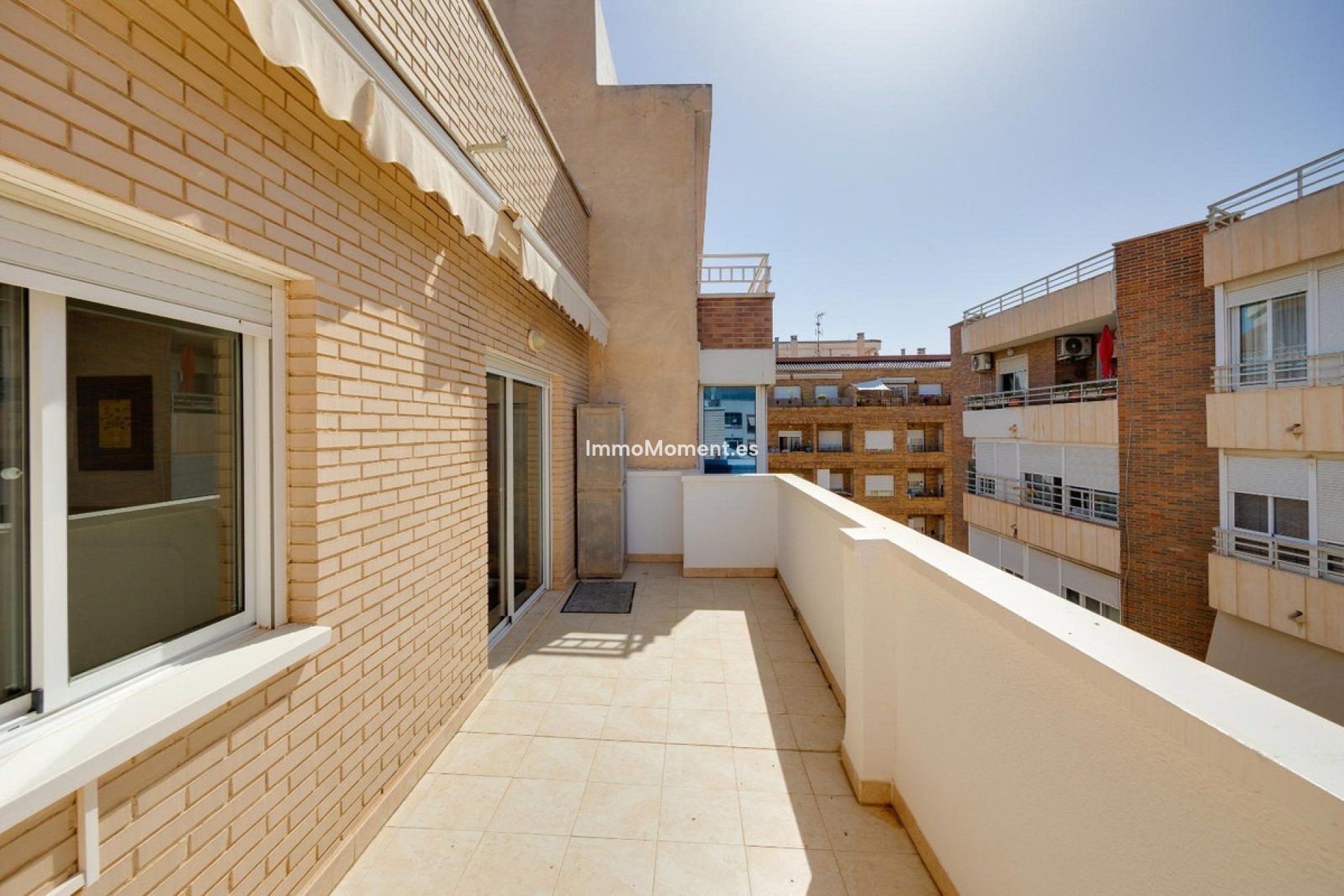 Resale - Apartment - Torrevieja - Torrevieja Centro