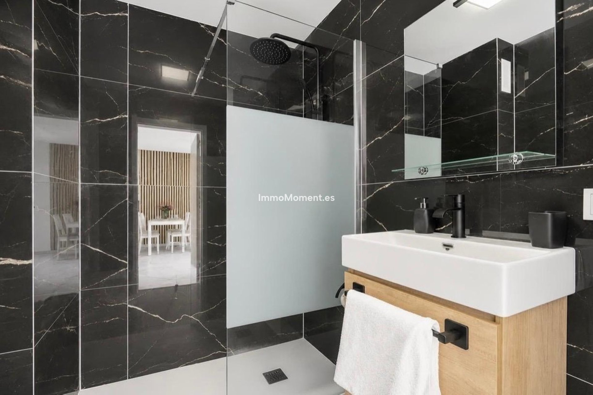 Resale - Apartment - Torrevieja - Torrevieja Centro