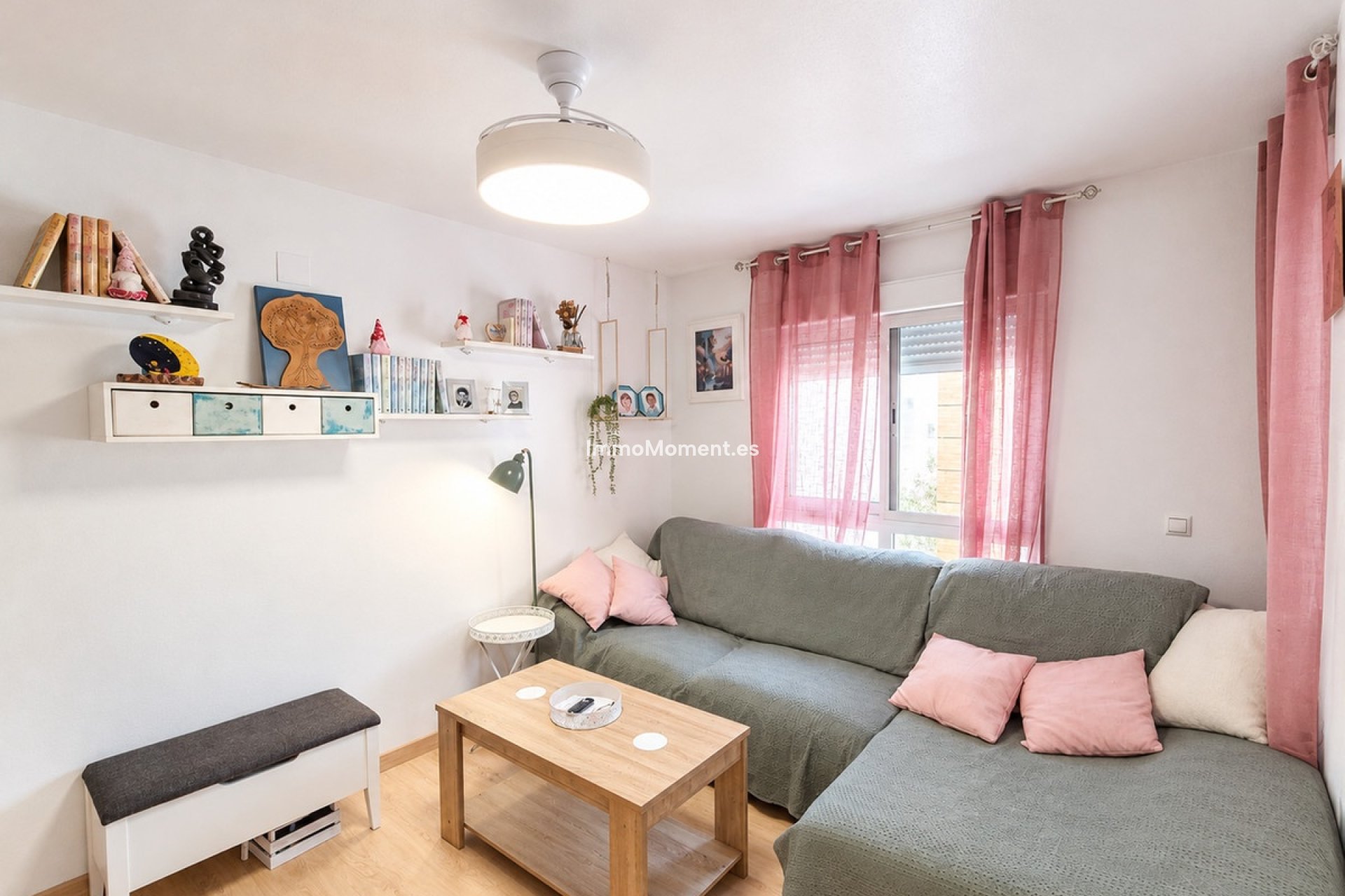 Resale - Apartment - Torrevieja - Torrevieja Centro