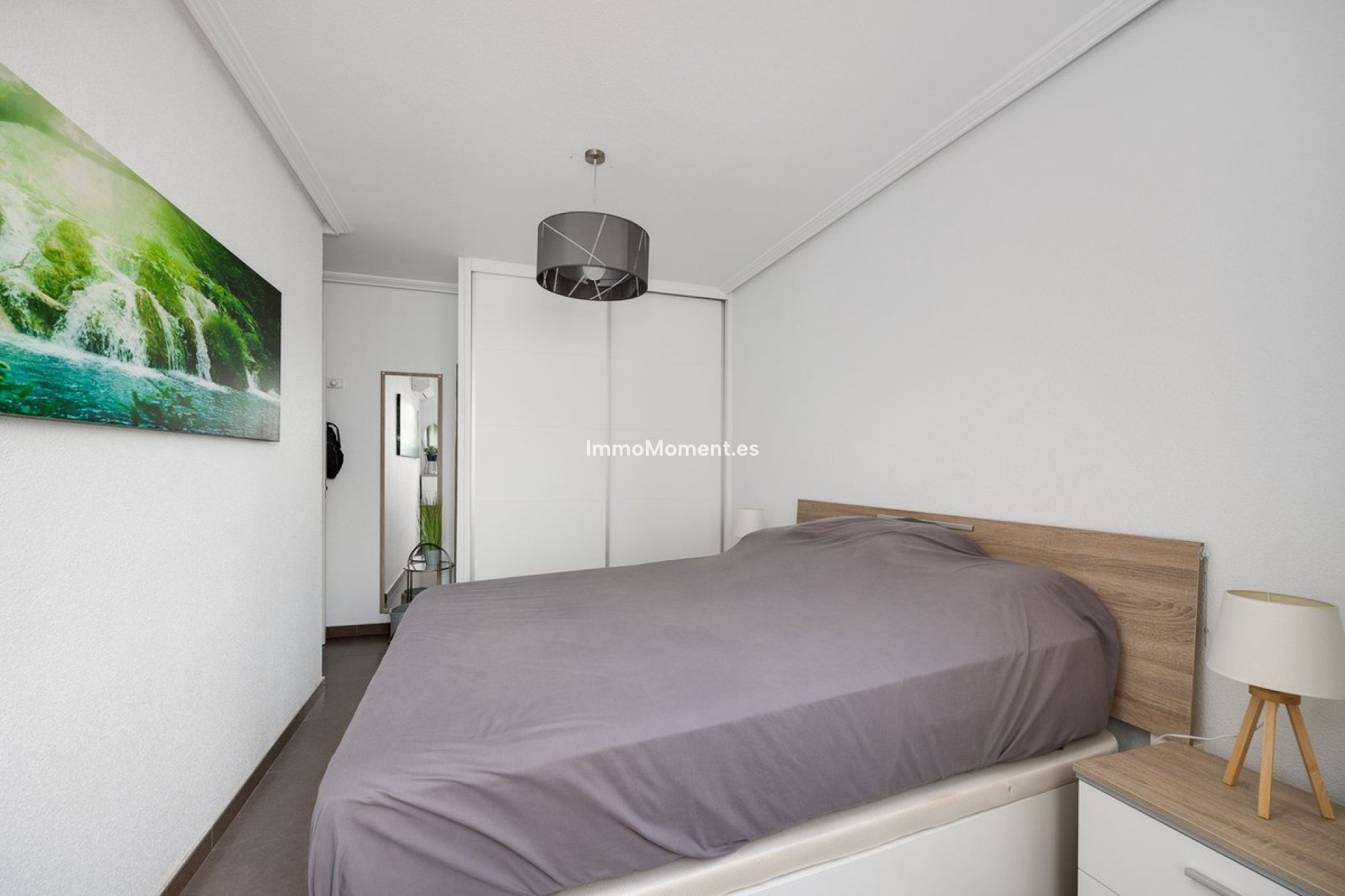 Resale - Apartment - Torrevieja - Torrevieja Centro