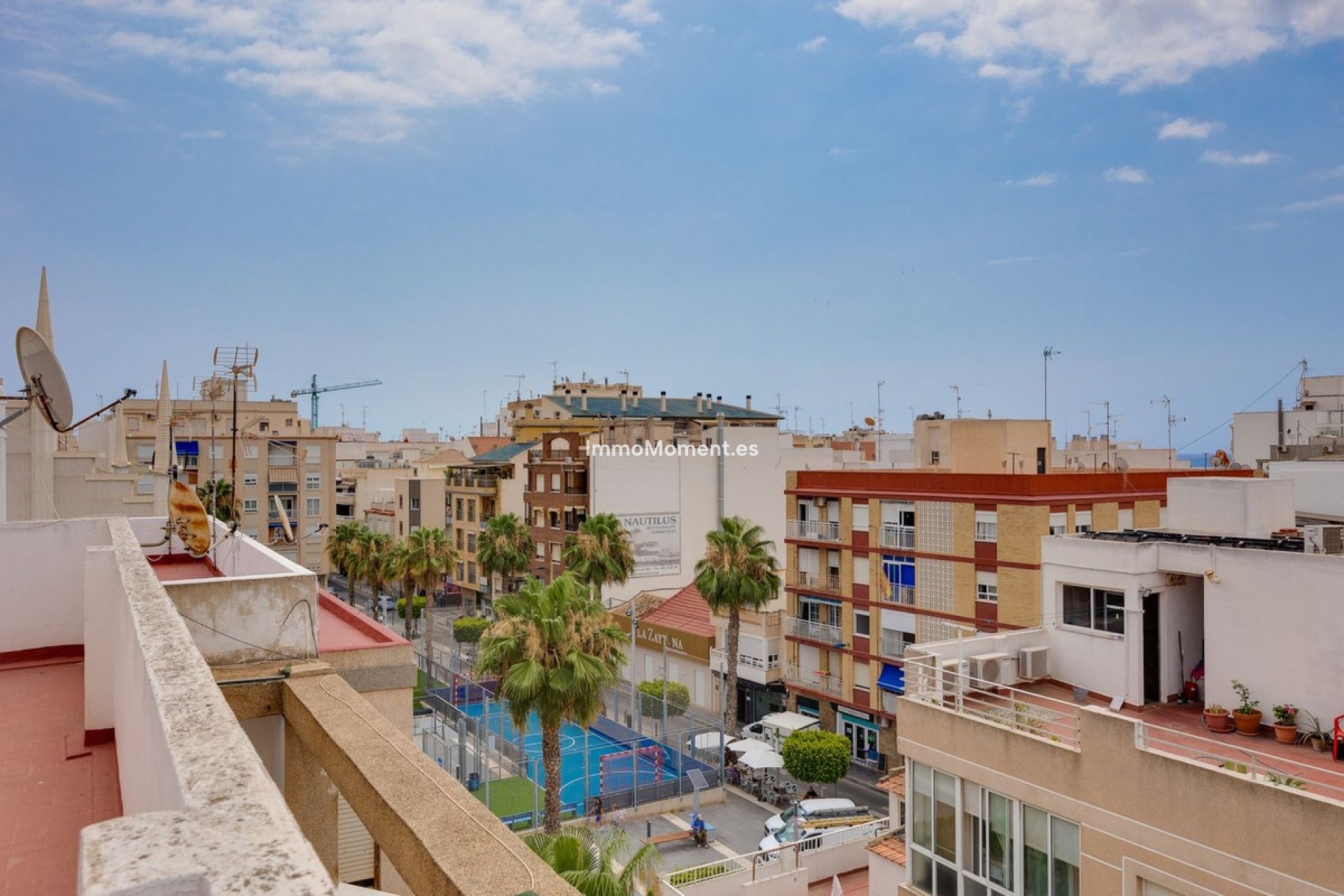 Resale - Apartment - Torrevieja - Torrevieja Centro