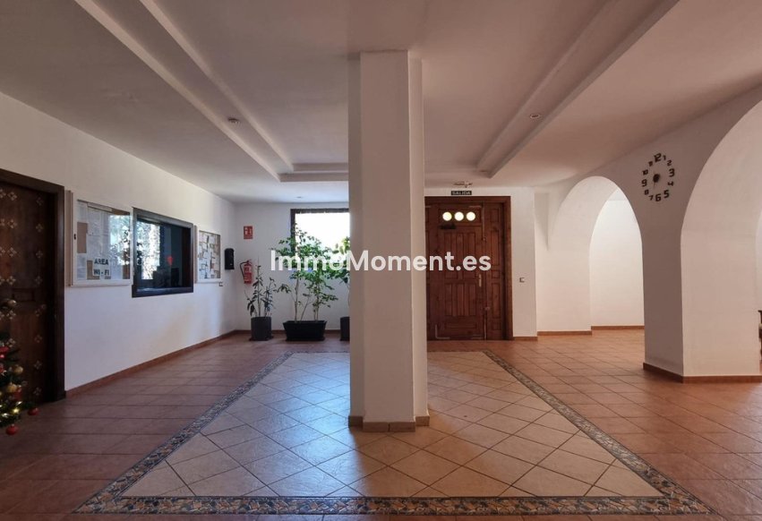 Resale - Apartment - Torrevieja - Torrevieja Centro