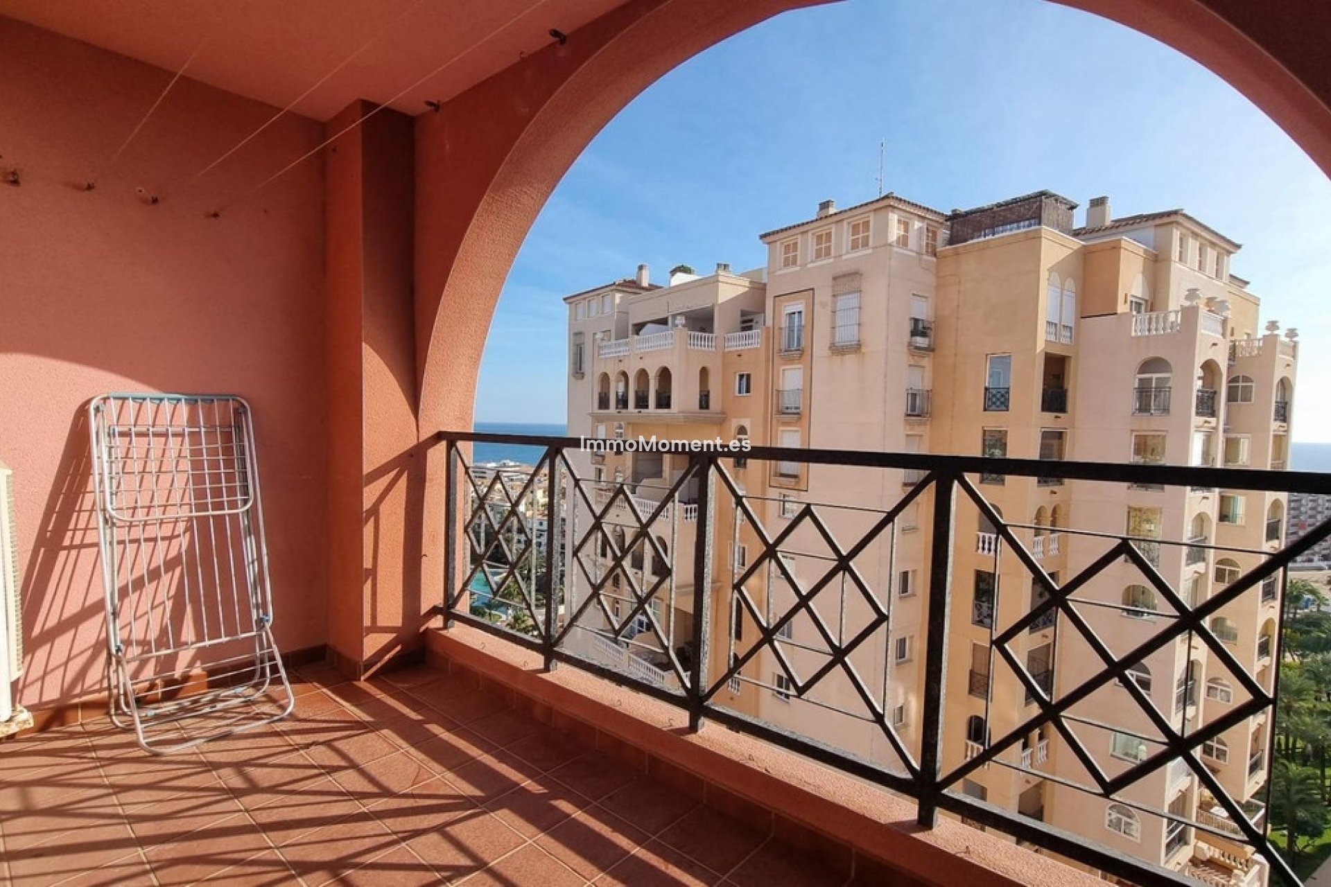 Resale - Apartment - Torrevieja - Torrevieja Centro