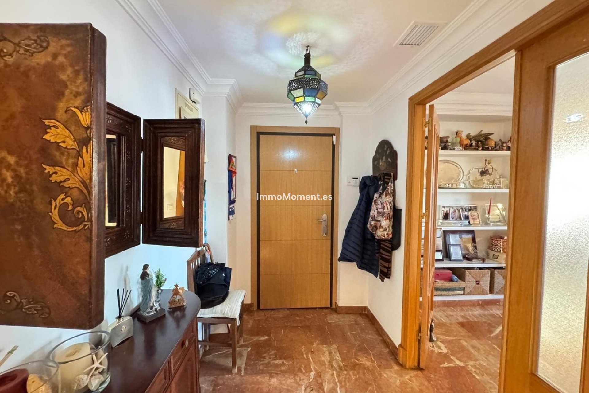 Resale - Apartment - Torrevieja - Torrevieja Centro