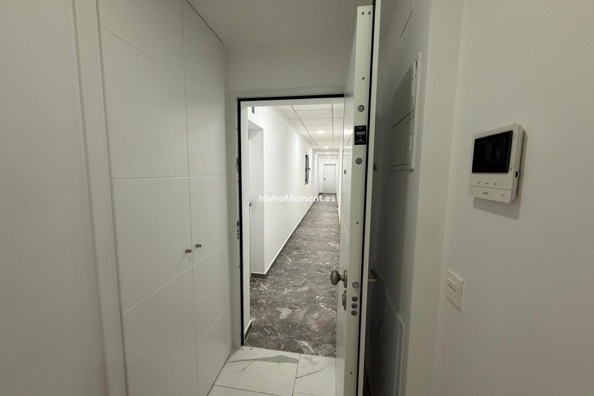 Resale - Apartment - Torrevieja - Torrevieja Centro