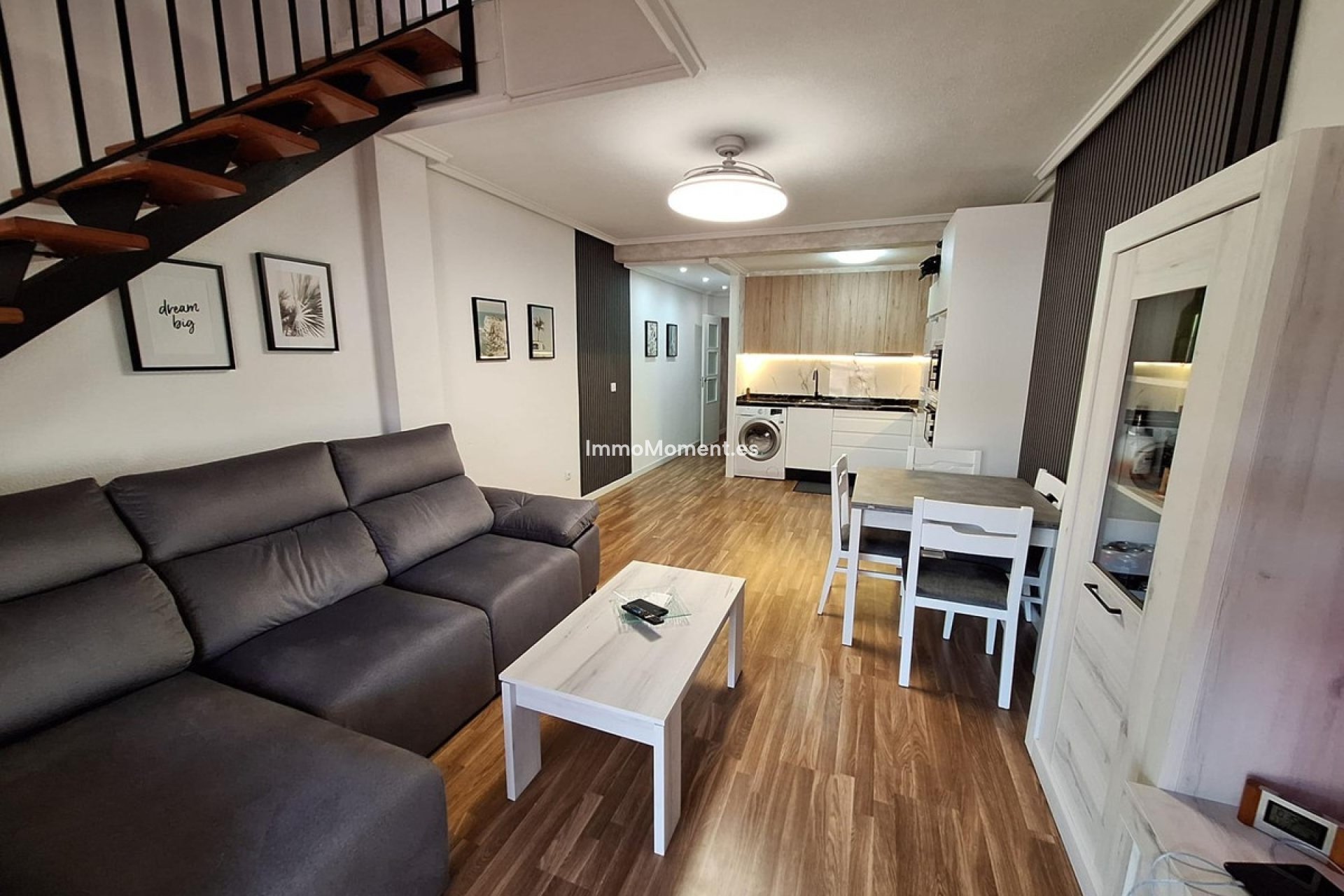 Resale - Apartment - Torrevieja - Torrevieja Centro