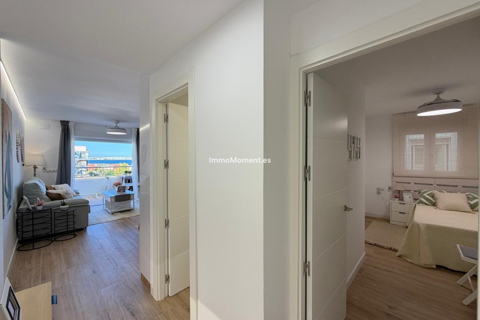 Resale - Apartment - Torrevieja - Torrevieja Centro