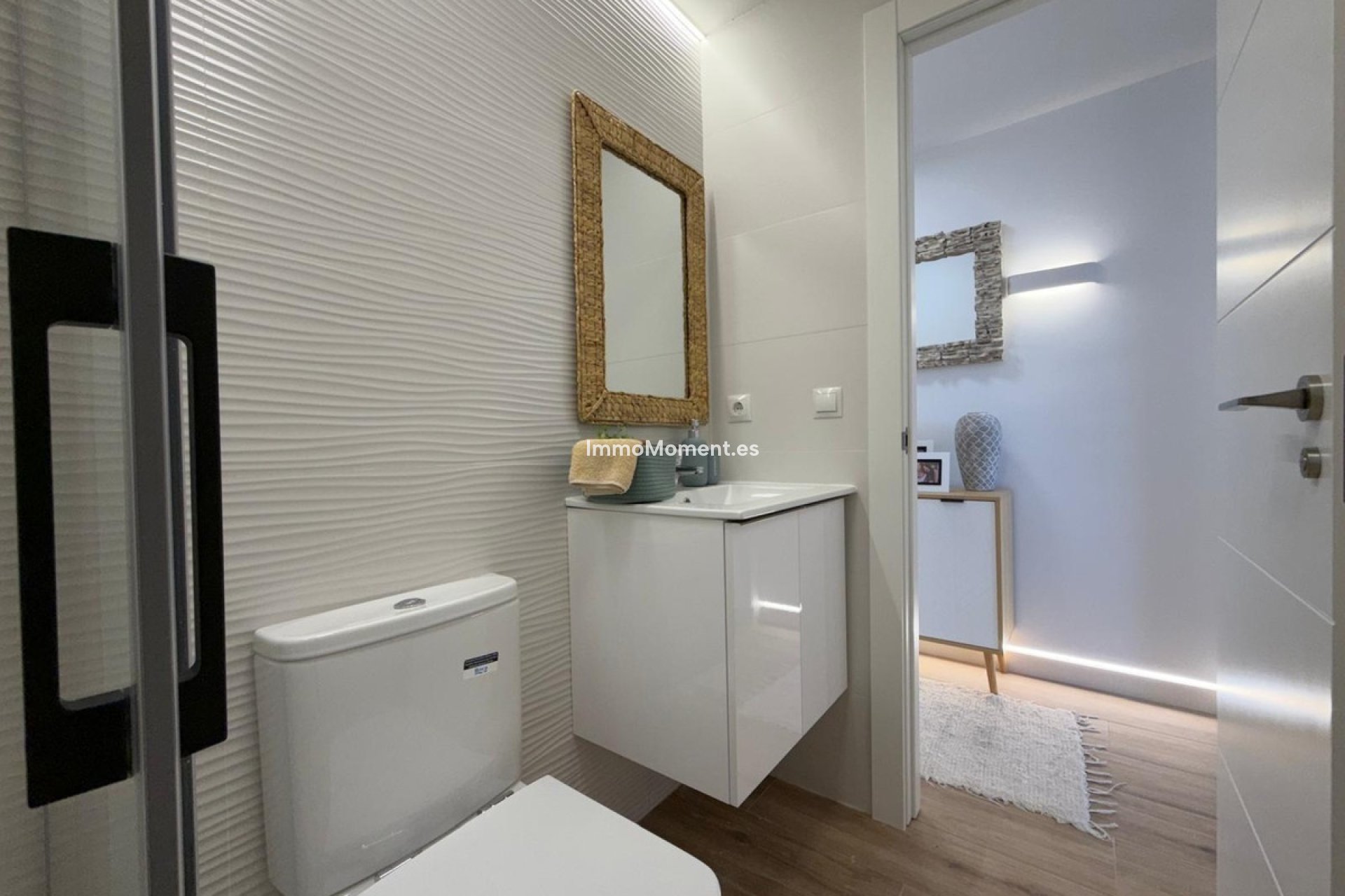 Resale - Apartment - Torrevieja - Torrevieja Centro