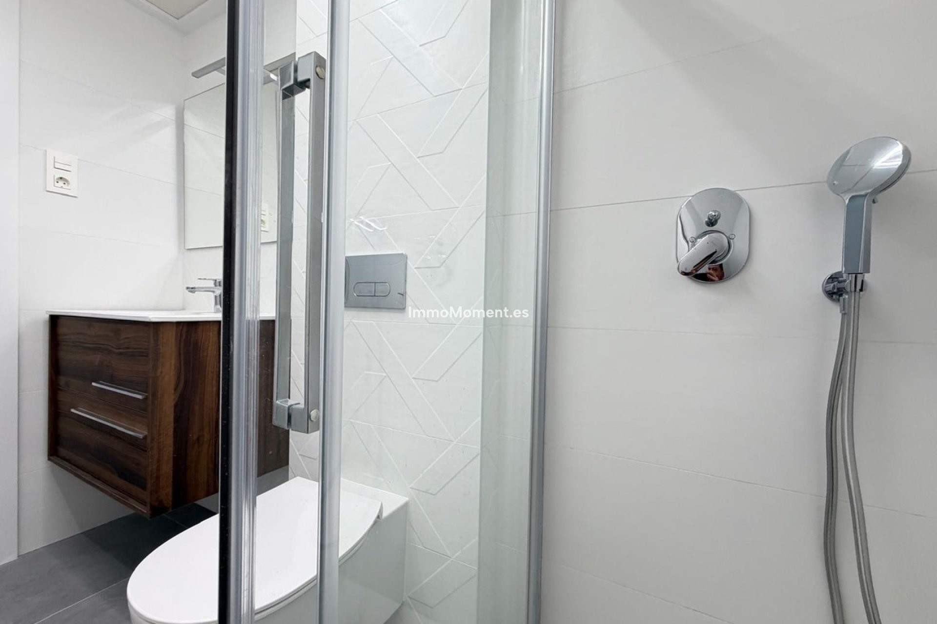 Resale - Apartment - Torrevieja - Torrevieja Centro