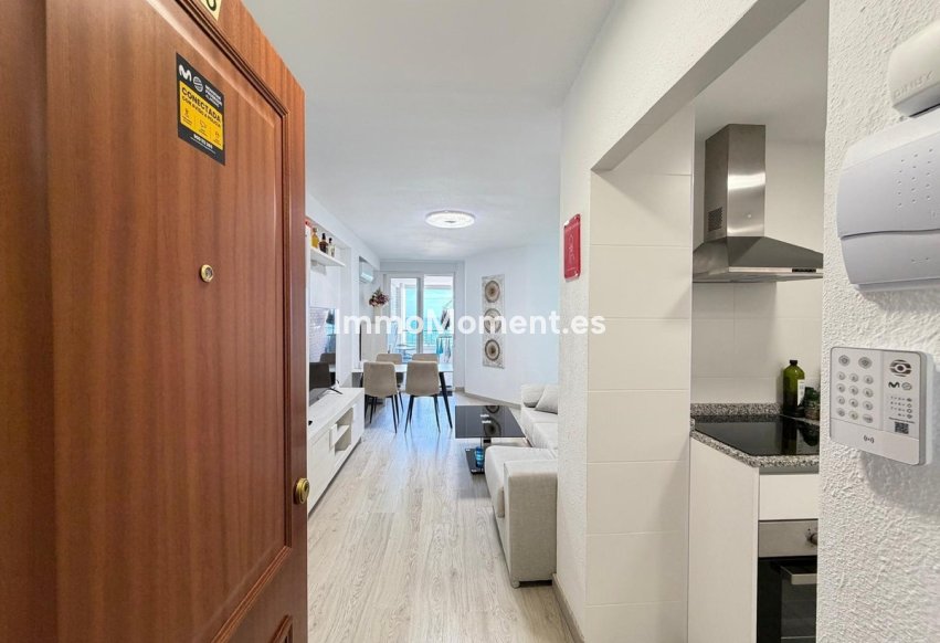 Resale - Apartment - Torrevieja - Torrevieja Centro