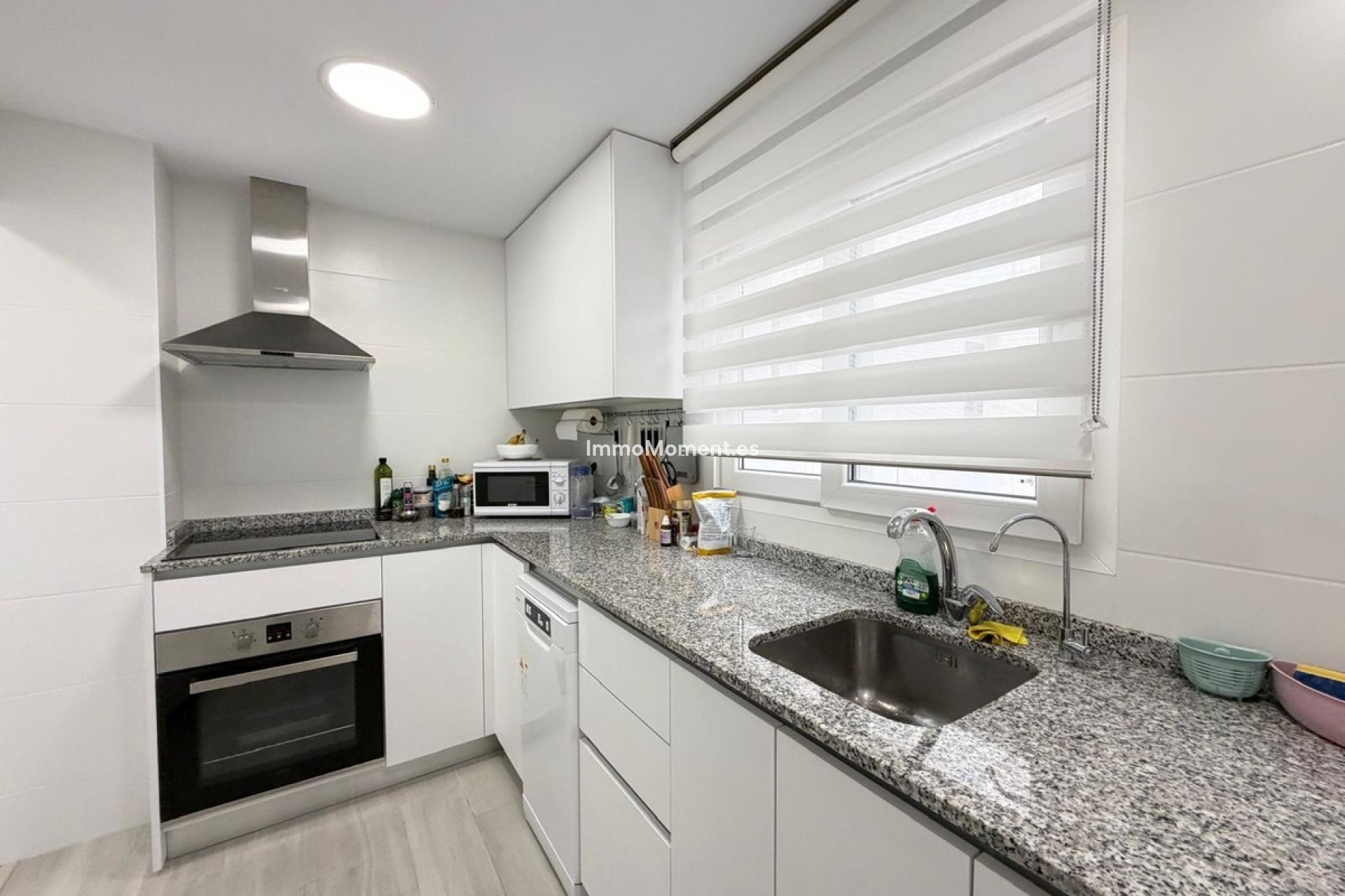 Resale - Apartment - Torrevieja - Torrevieja Centro