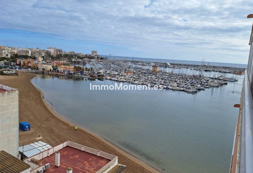 Resale - Apartment - Torrevieja - Torrevieja Centro
