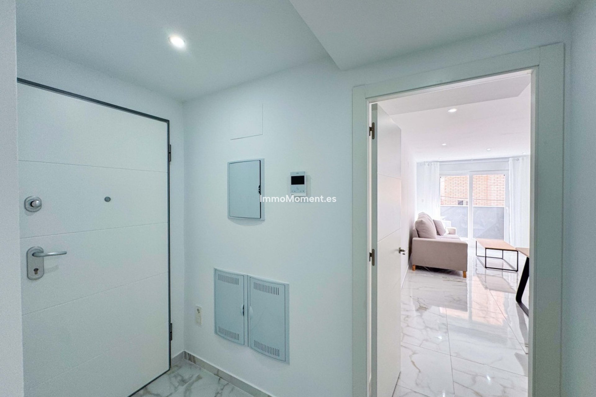 Resale - Apartment - Torrevieja - Torrevieja Centro