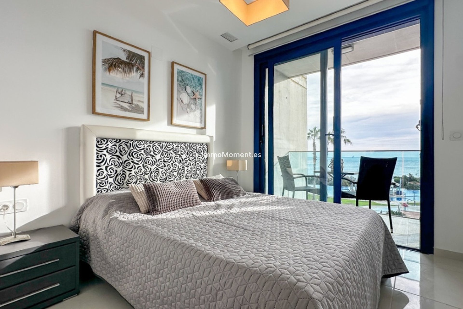 Resale - Apartment - Torrevieja - Torrevieja Centro